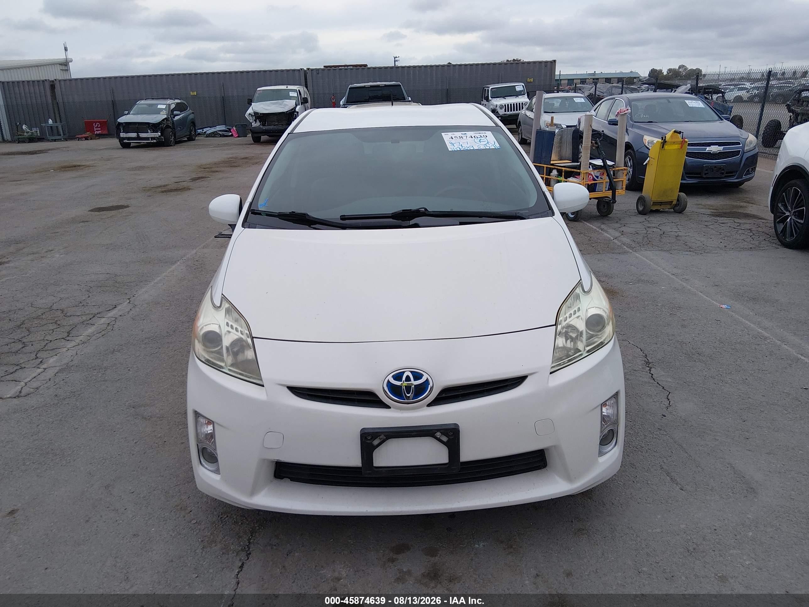 2011 Toyota Prius Two Белый vin: JTDKN3DU0B0325033