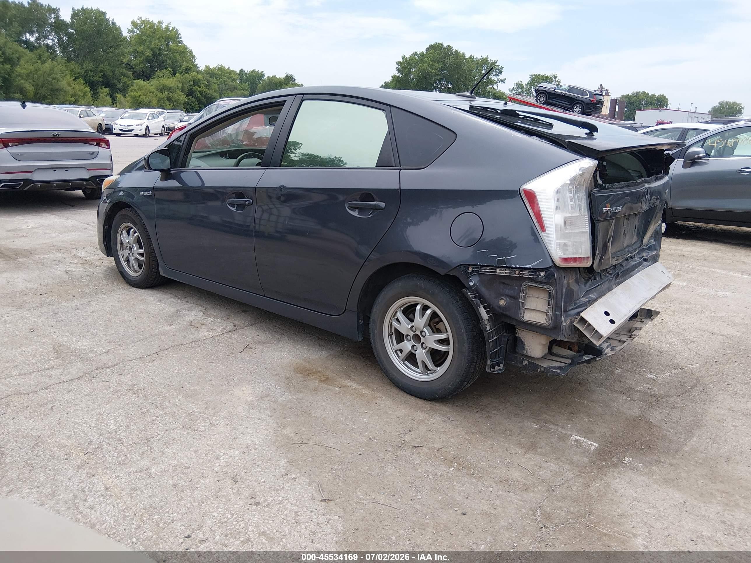 2011 Toyota Prius Two Gray vin: JTDKN3DU0B1361959