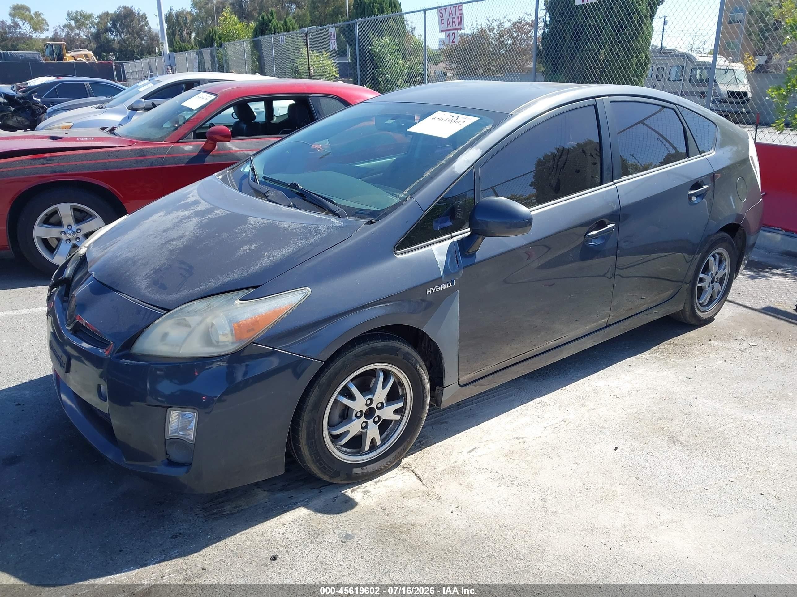 2011 Toyota Prius Three Gray vin: JTDKN3DU0B1394153