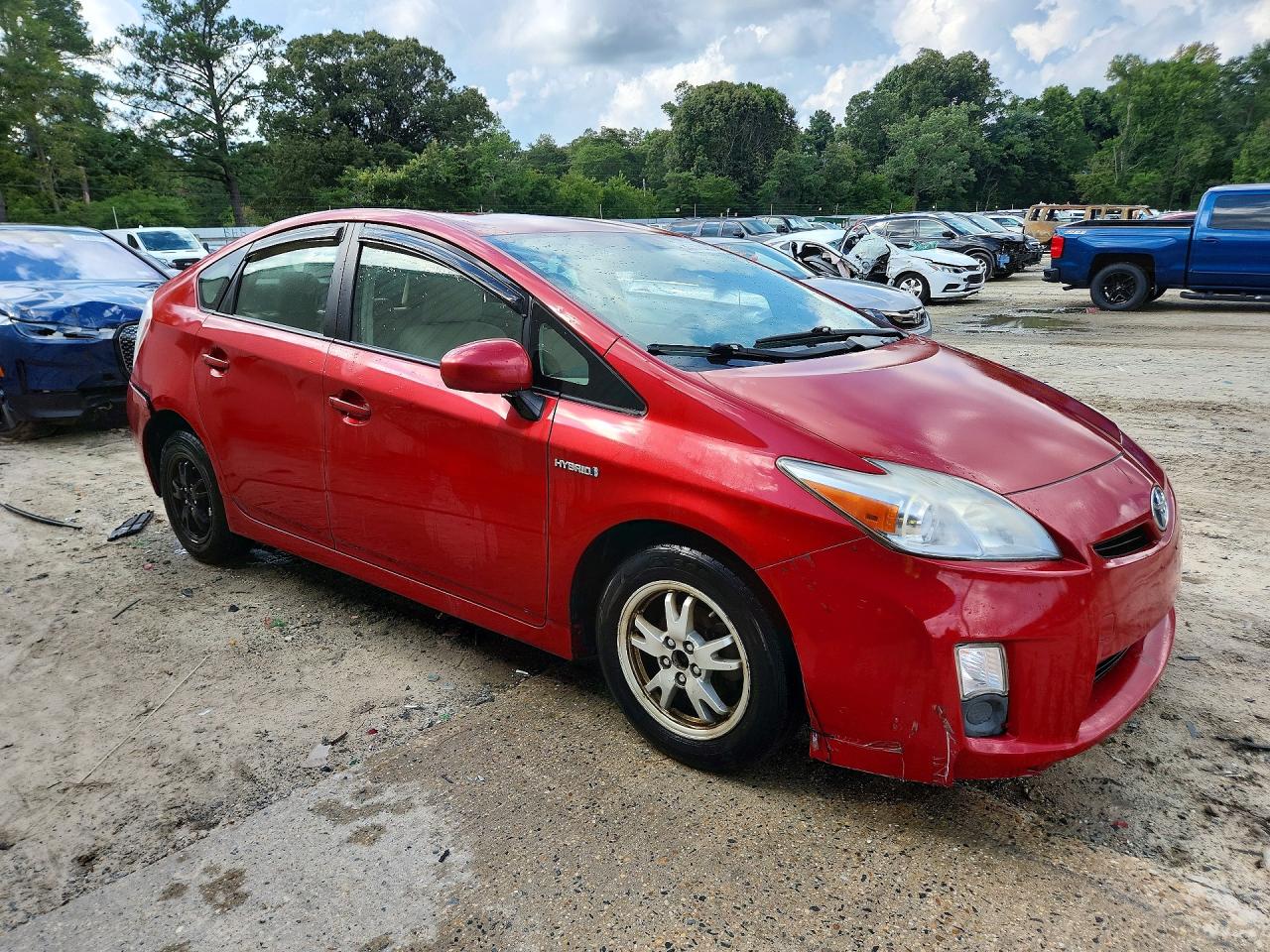 2011 Toyota Prius Two Red vin: JTDKN3DU0B1473354
