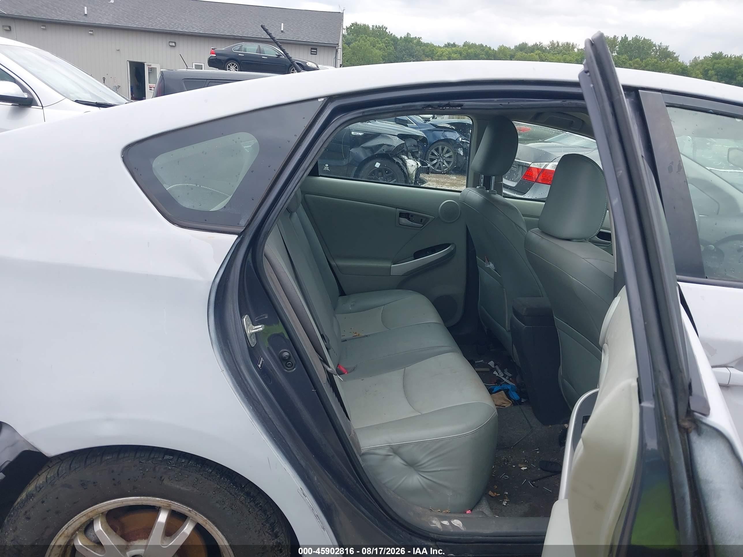 2011 Toyota Prius Two Gray vin: JTDKN3DU0B1474181
