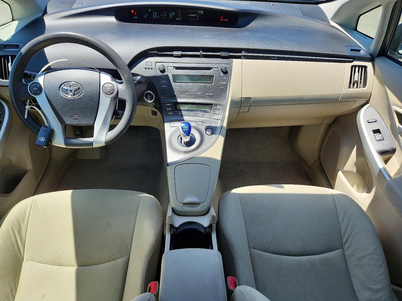 2011 Toyota Prius Two Белый vin: JTDKN3DU0B5322703