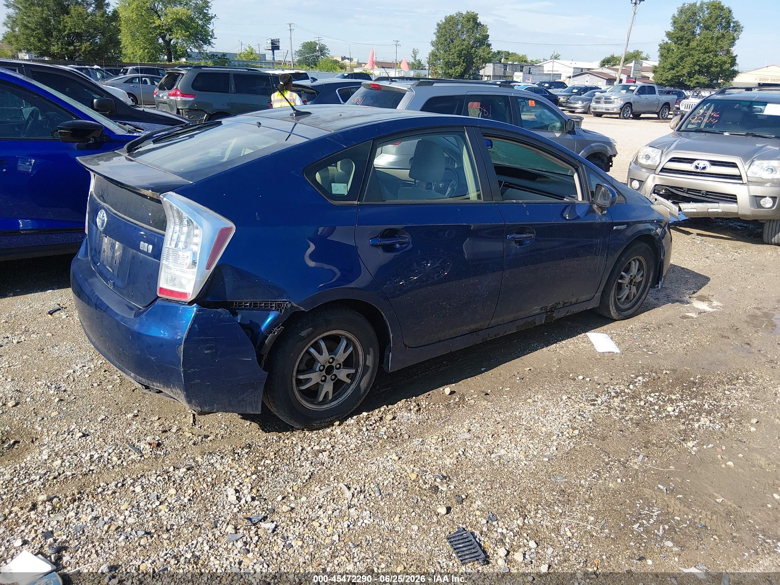 2011 Toyota Prius Three Синий vin: JTDKN3DU0B5346130