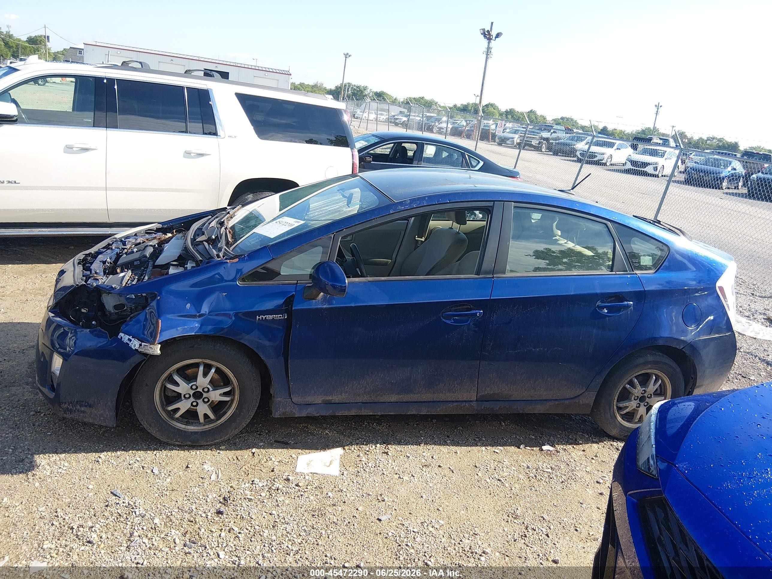 2011 Toyota Prius Three Синий vin: JTDKN3DU0B5346130