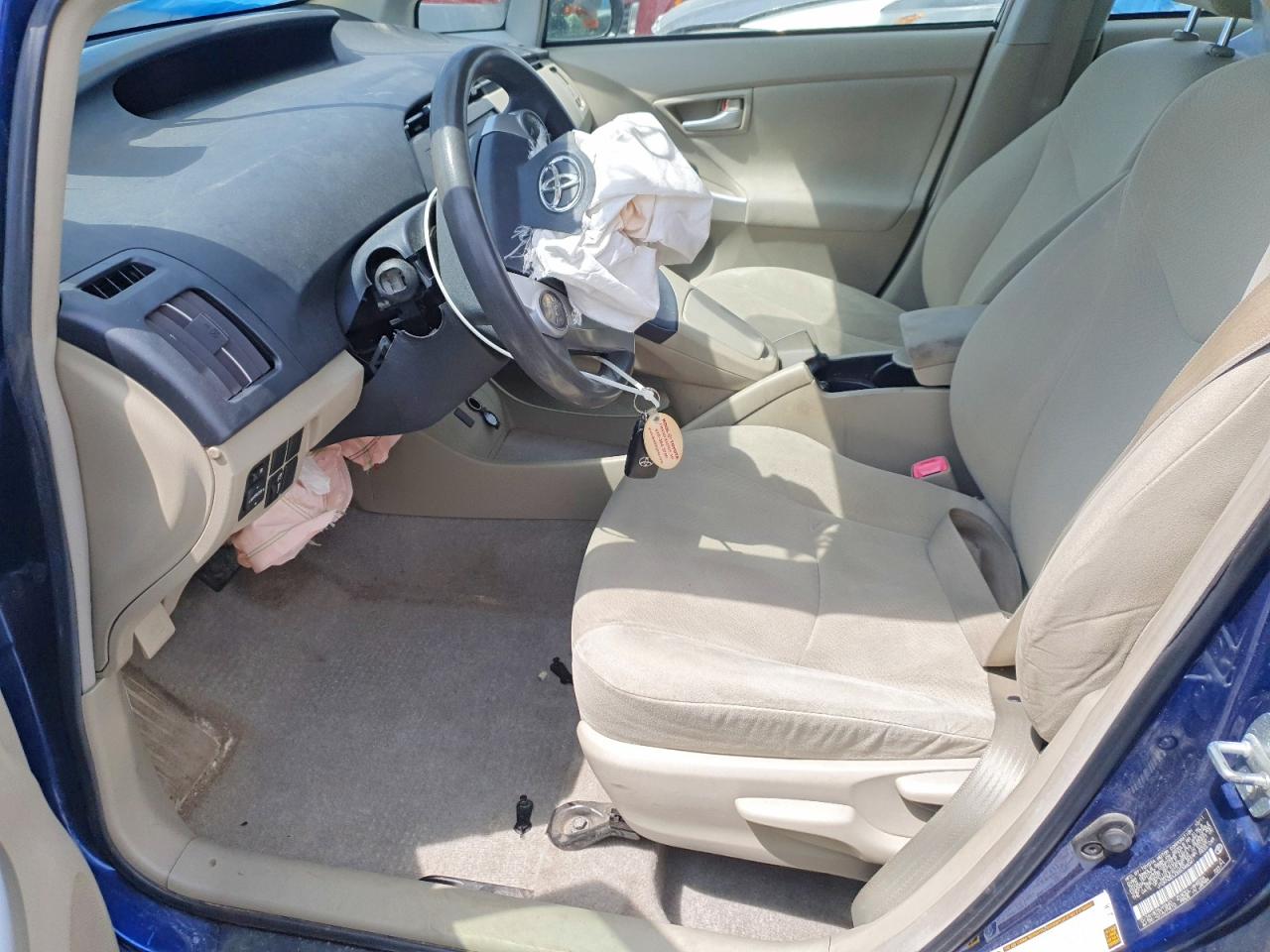 2011 Toyota Prius Two Blue vin: JTDKN3DU0B5348041