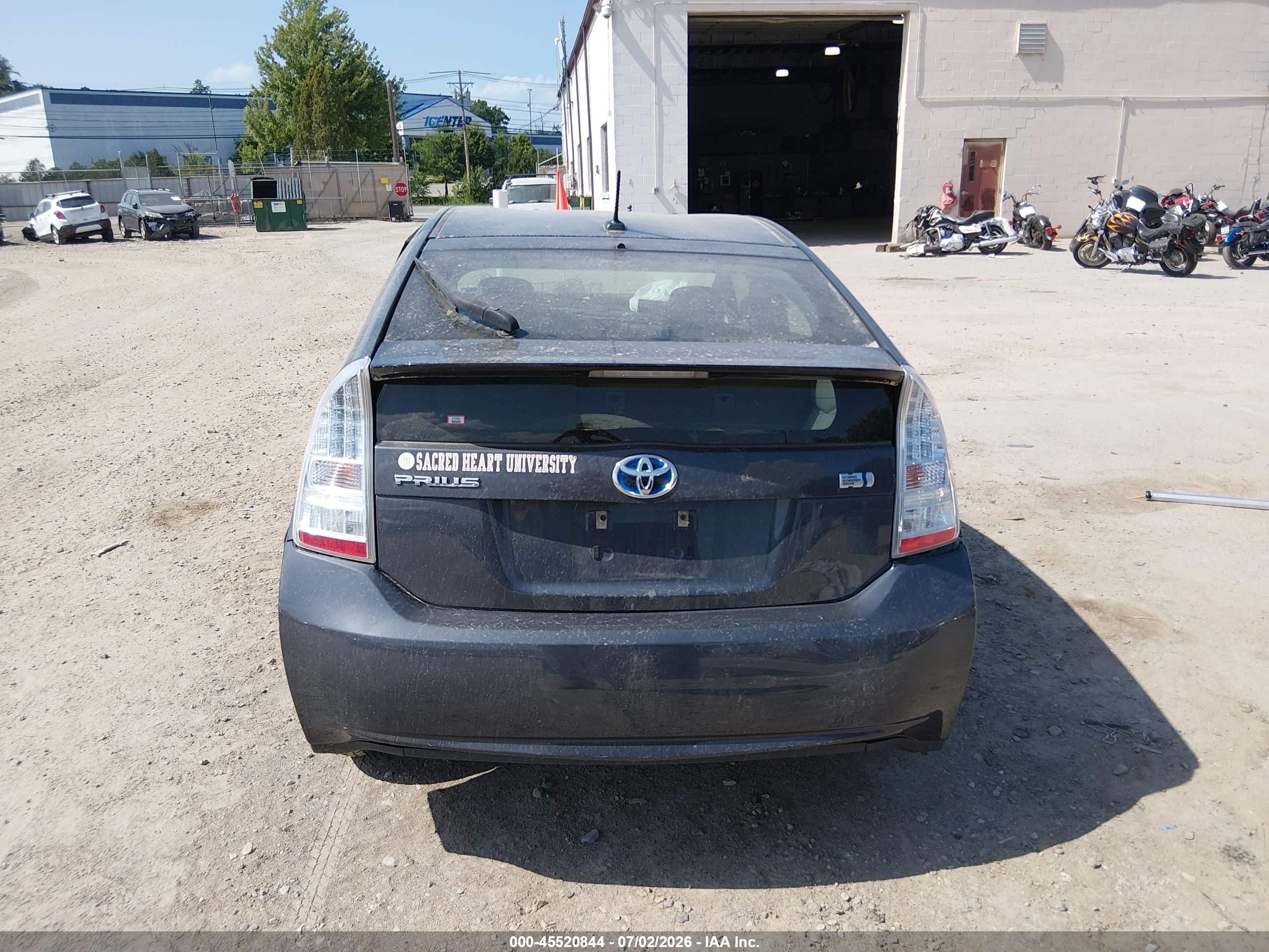 2011 Toyota Prius Two Gray vin: JTDKN3DU0B5364868