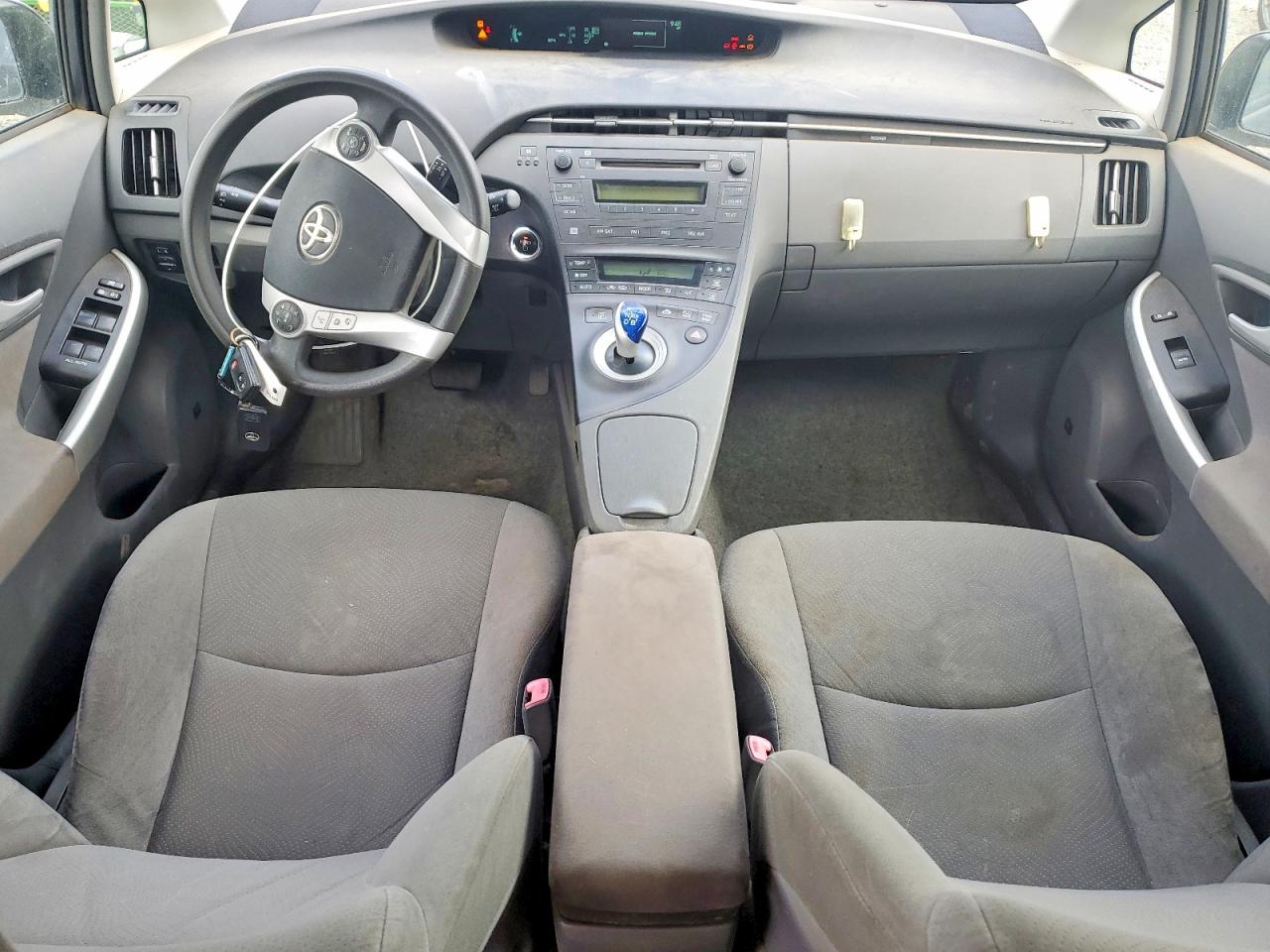 2011 Toyota Prius Three Gray vin: JTDKN3DU0B5368693