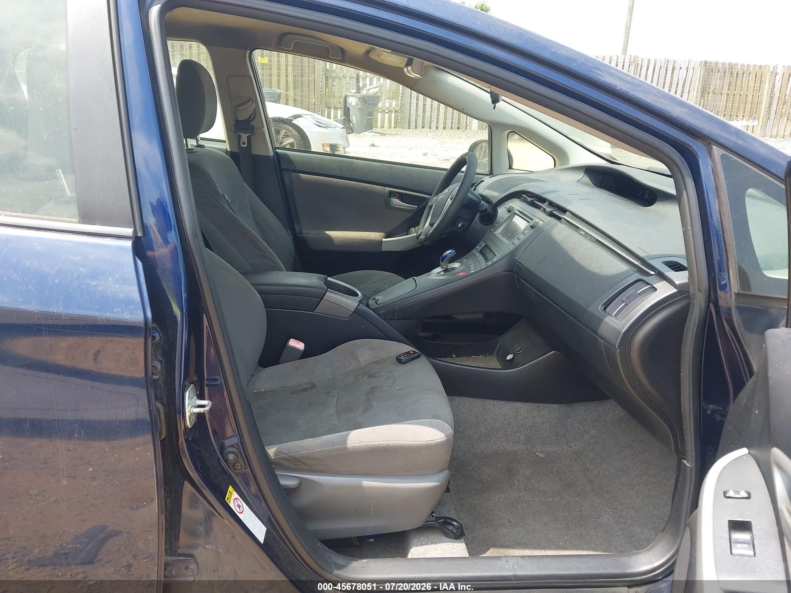 2012 Toyota Prius Two Синий vin: JTDKN3DU0C1528063