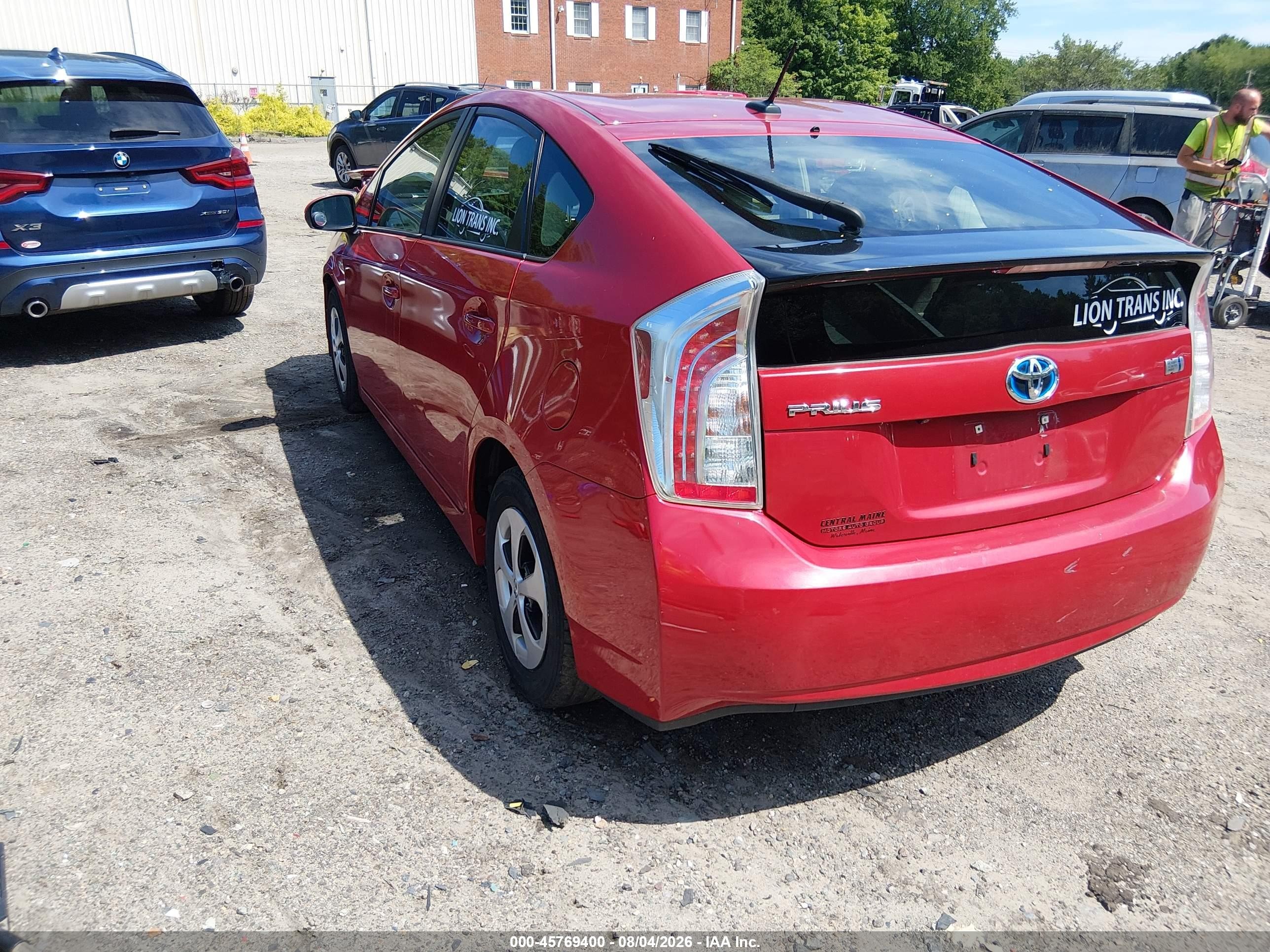 2012 Toyota Prius Three Красный vin: JTDKN3DU0C1559975