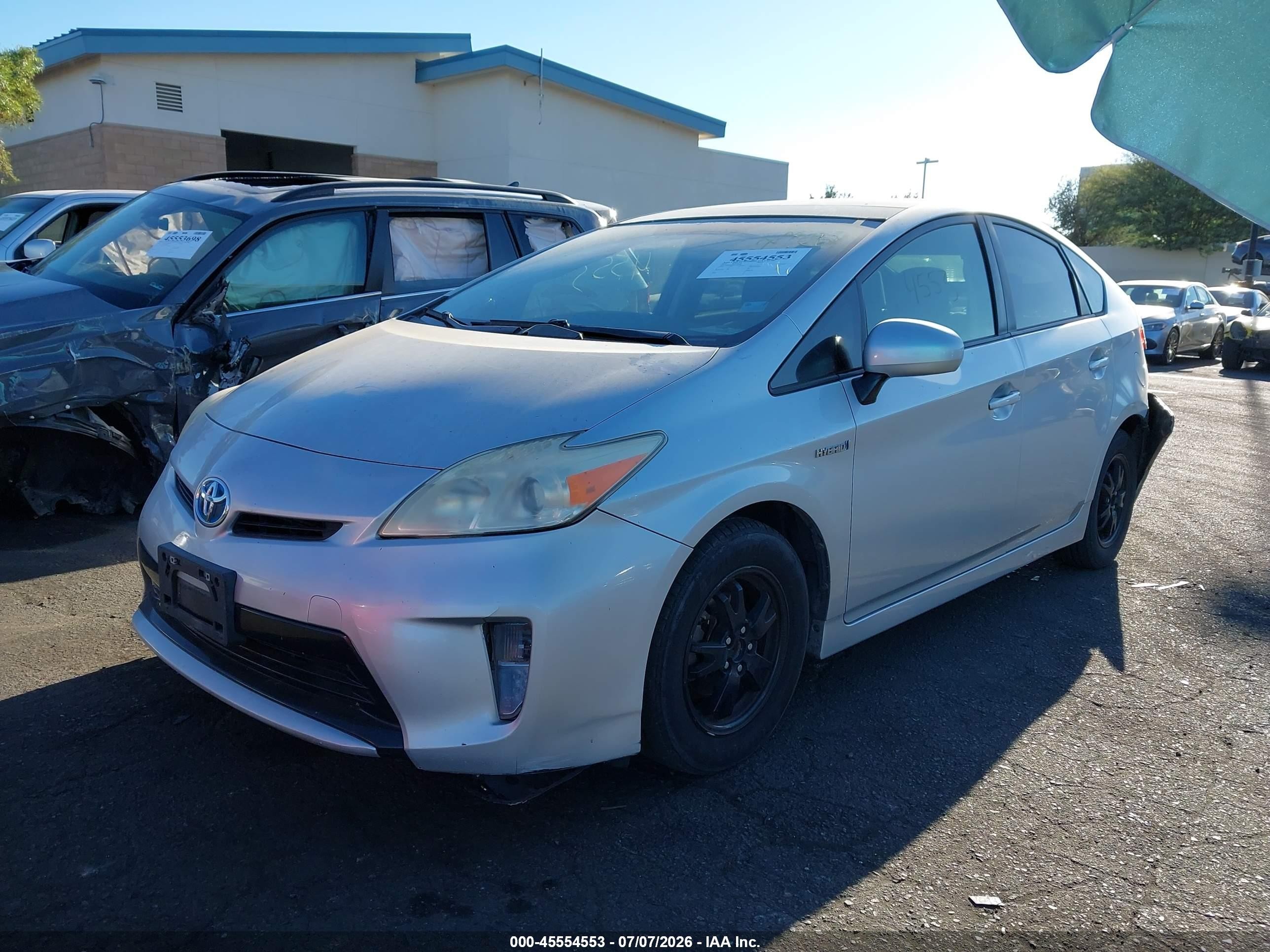 2012 Toyota Prius Three Silver vin: JTDKN3DU0C1581880