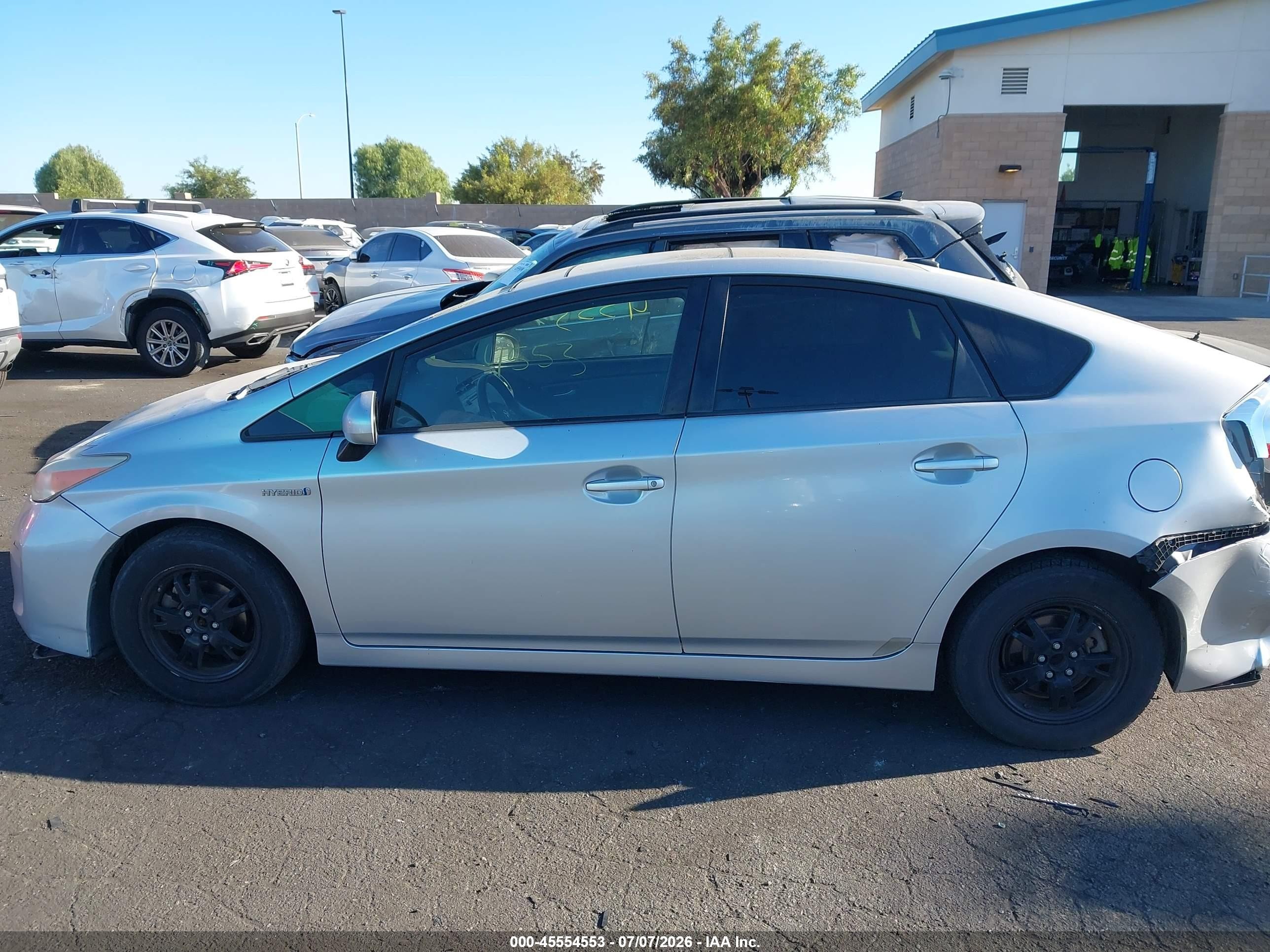 2012 Toyota Prius Three Silver vin: JTDKN3DU0C1581880