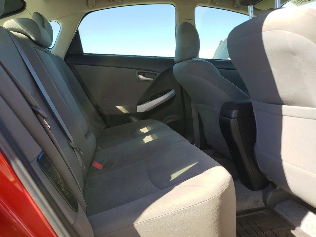 2012 Toyota Prius Three Red vin: JTDKN3DU0C1588005