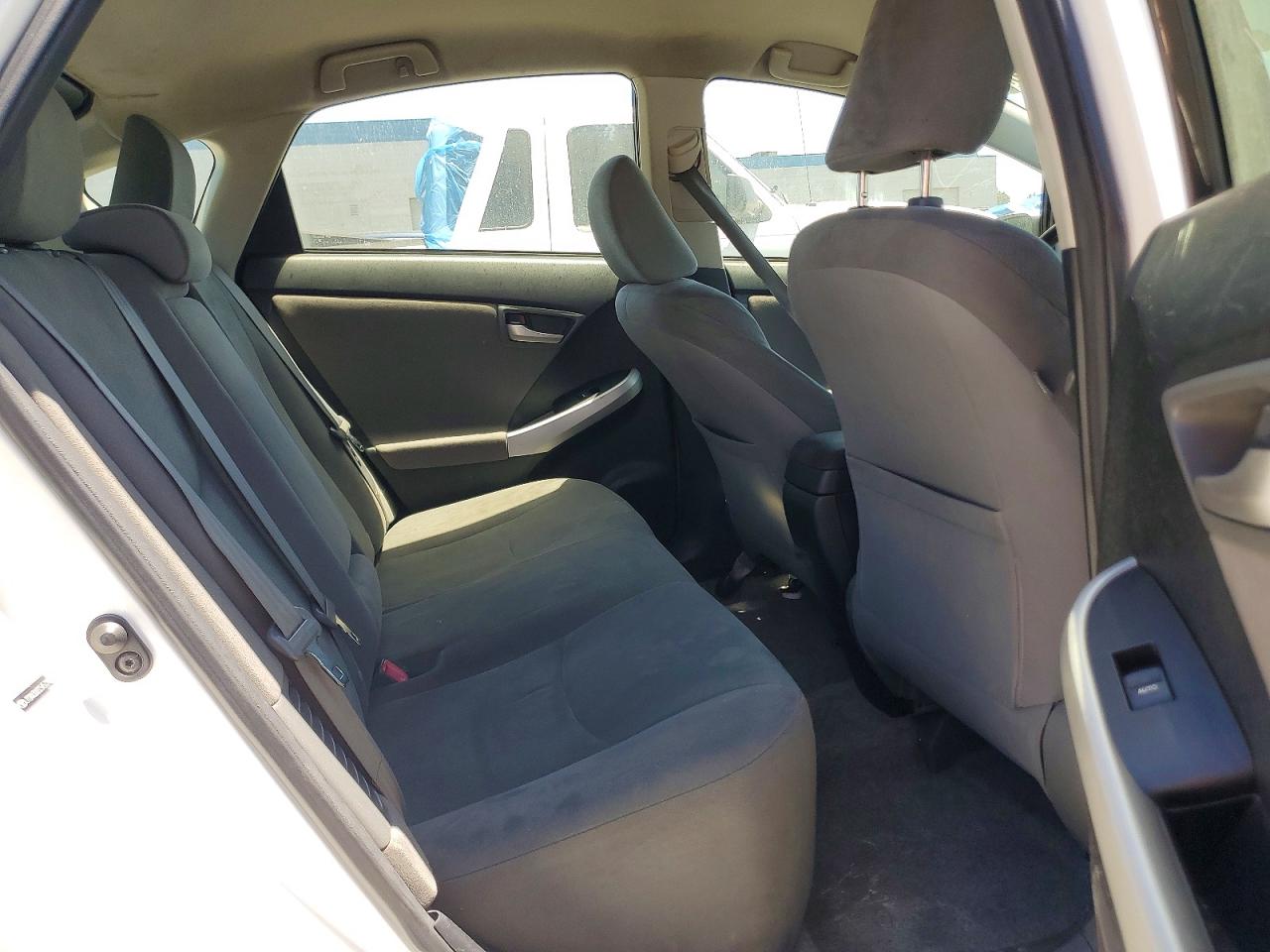 2012 Toyota Prius Two White vin: JTDKN3DU0C5457293