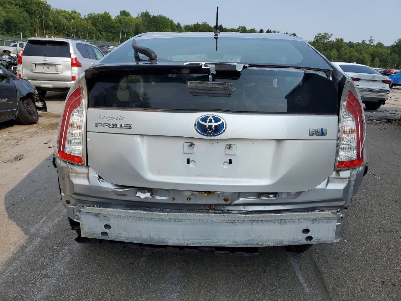 2013 Toyota Prius Two Silver vin: JTDKN3DU0D0337847