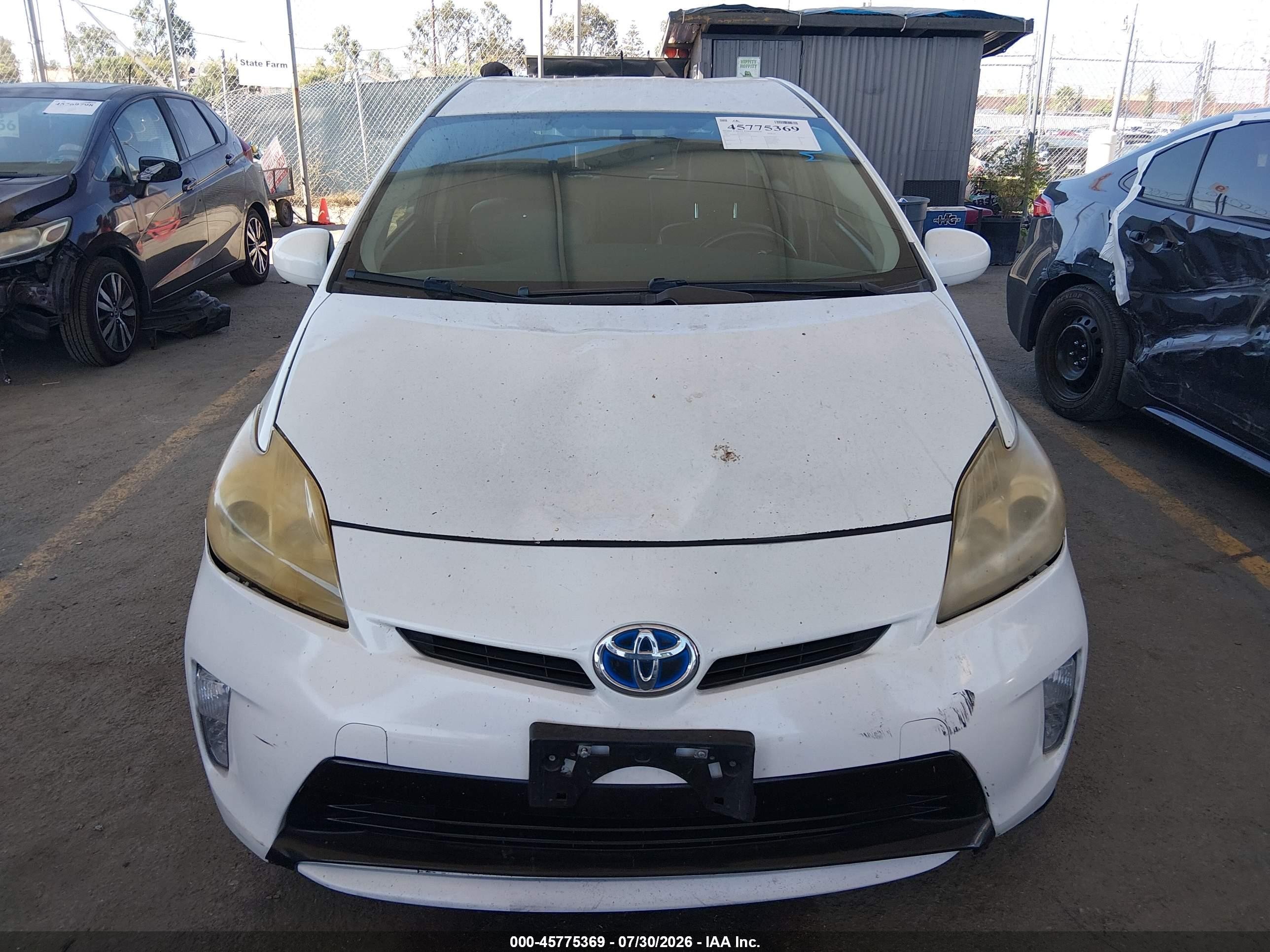 2013 Toyota Prius Four White vin: JTDKN3DU0D1725316