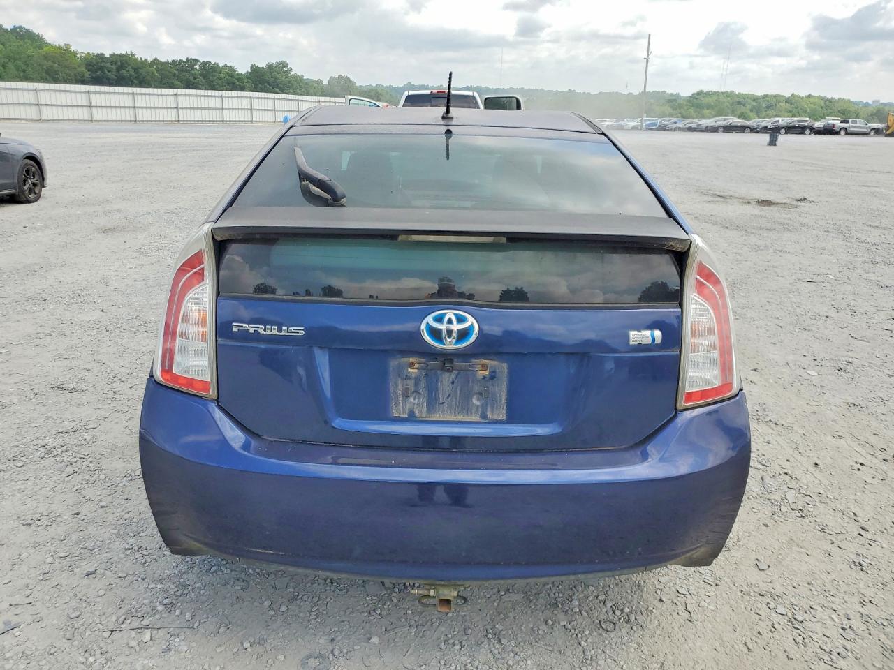 2013 Toyota Prius Two Синий vin: JTDKN3DU0D1729494