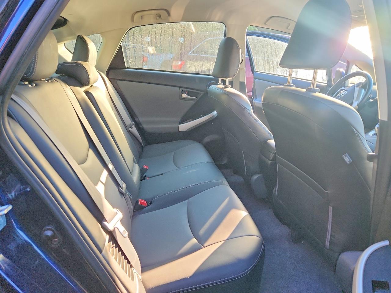 2013 Toyota Prius Four Синий vin: JTDKN3DU0D1730175