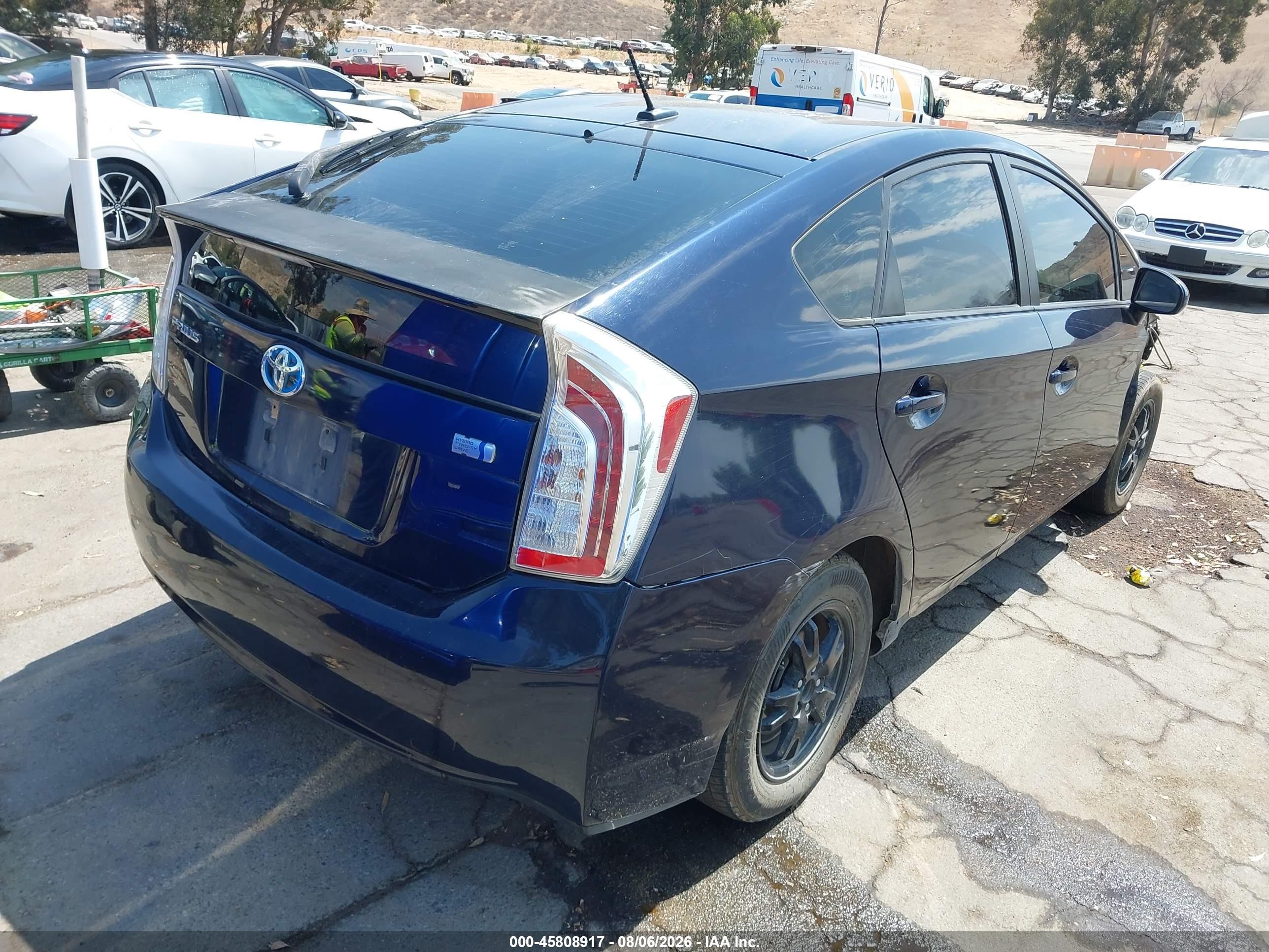 2013 Toyota Prius Three Синий vin: JTDKN3DU0D1731763
