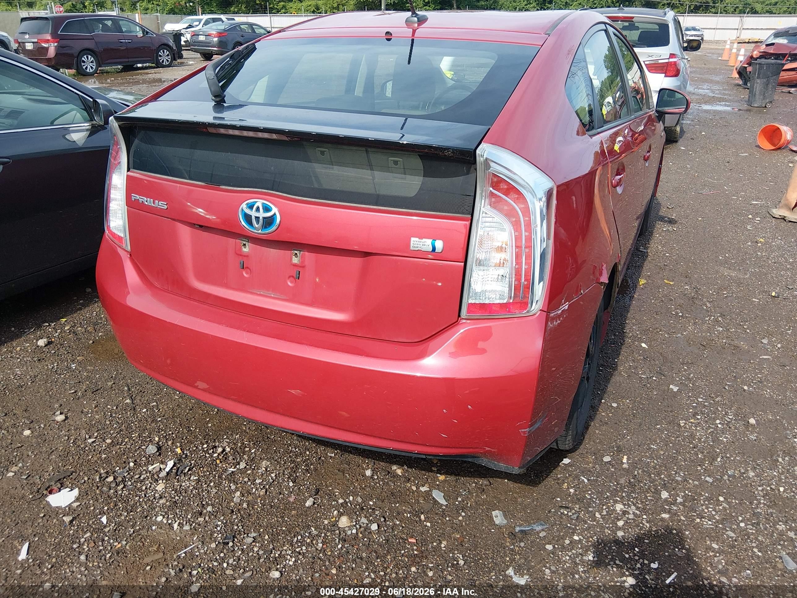 2013 Toyota Prius Three Red vin: JTDKN3DU0D1732234