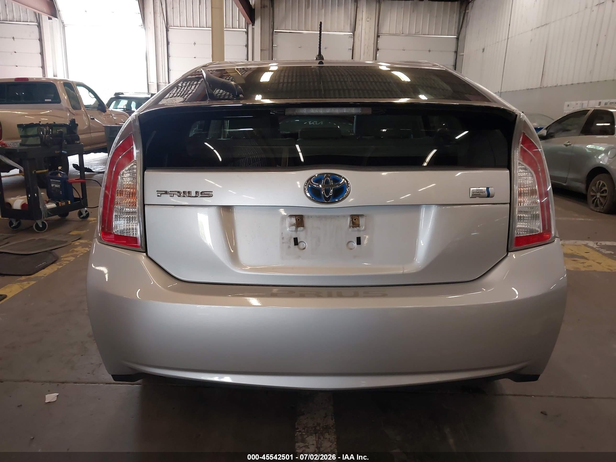 2013 Toyota Prius Two Gray vin: JTDKN3DU0D5545648