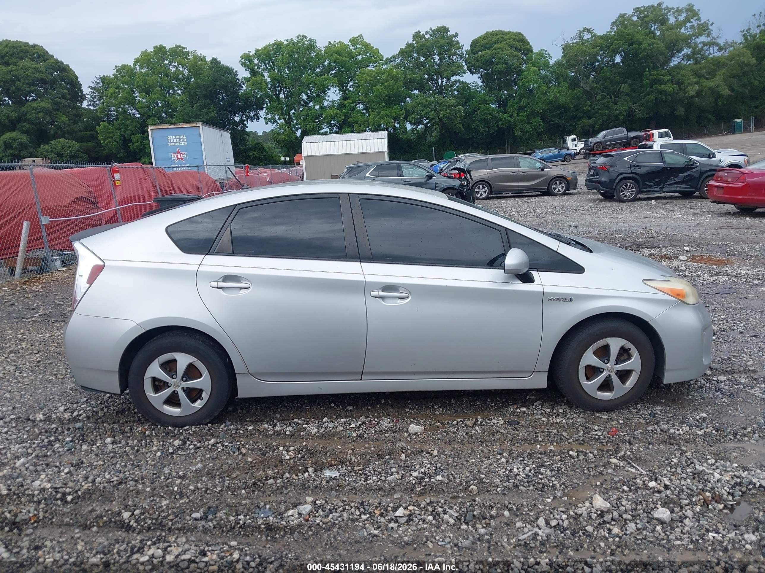 2013 Toyota Prius Two Gray vin: JTDKN3DU0D5578648