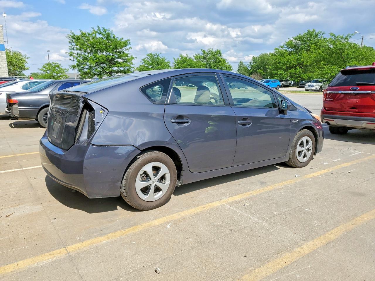 2013 Toyota Prius Two Gray vin: JTDKN3DU0D5584756