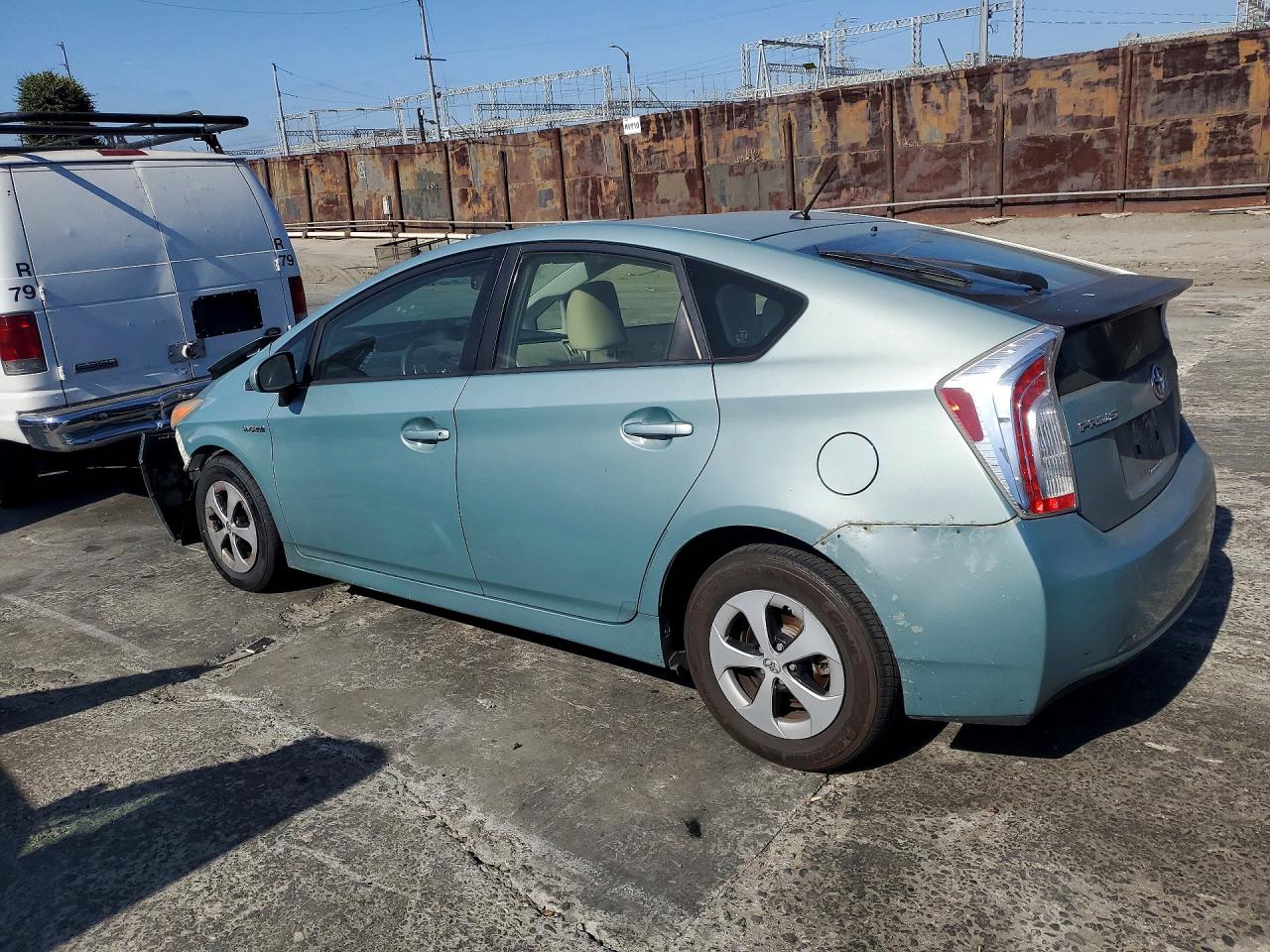 2013 Toyota Prius Two Turquoise vin: JTDKN3DU0D5625838