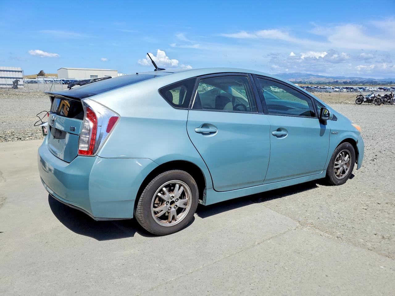 2013 Toyota Prius Three Turquoise vin: JTDKN3DU0D5637469