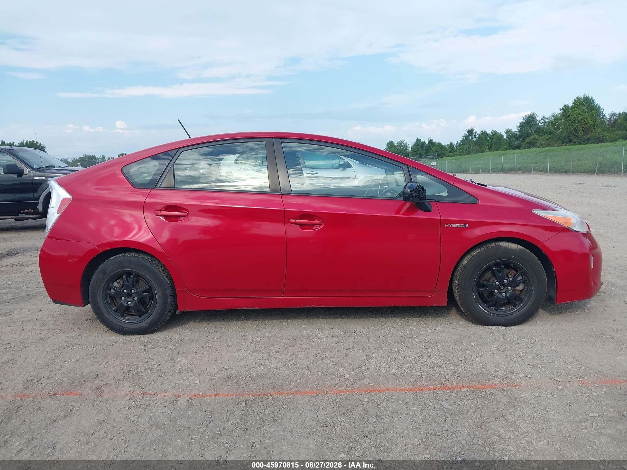 2013 Toyota Prius Four Red vin: JTDKN3DU0D5654515