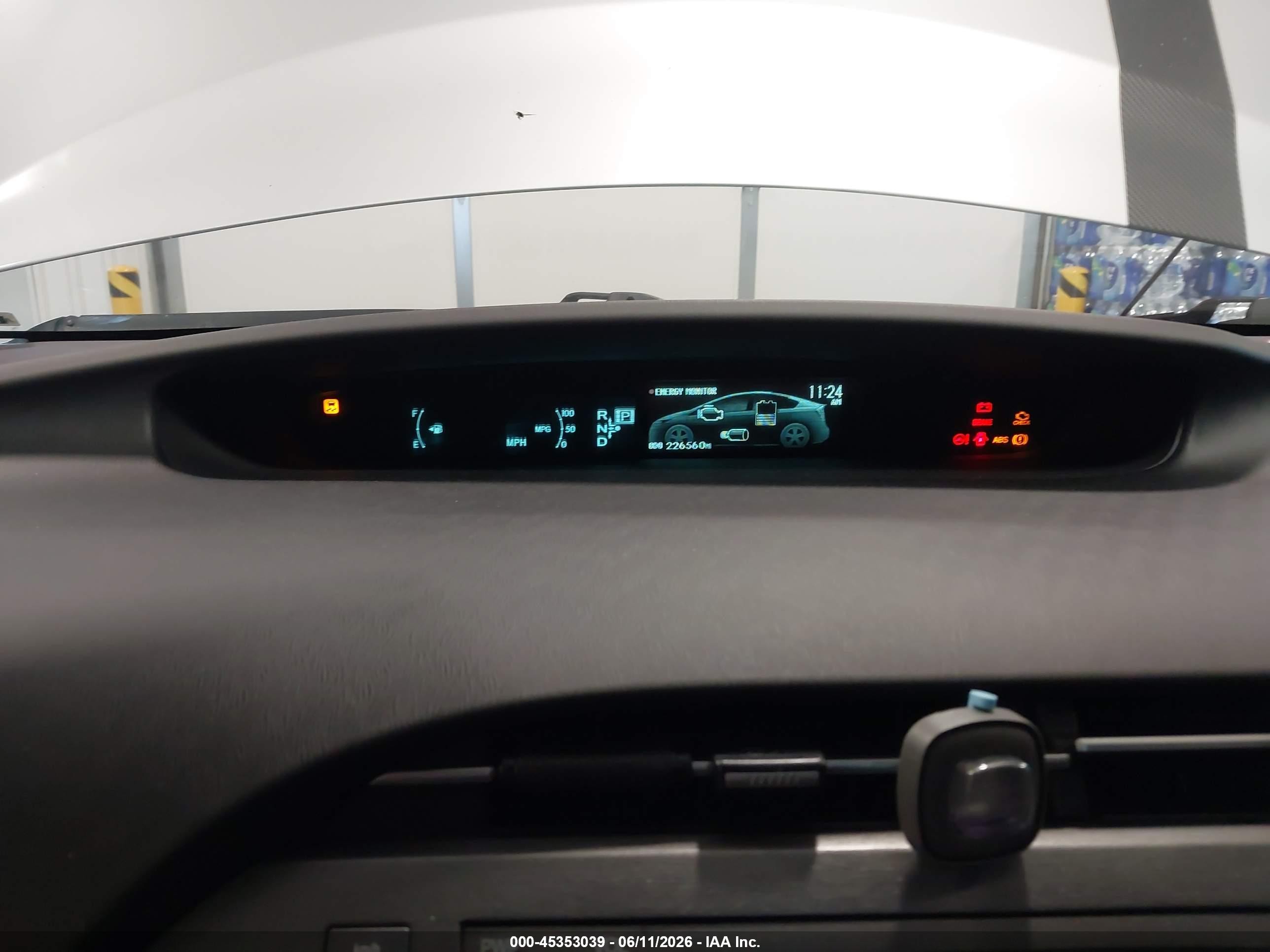 2013 Toyota Prius Three Silver vin: JTDKN3DU0D5690320