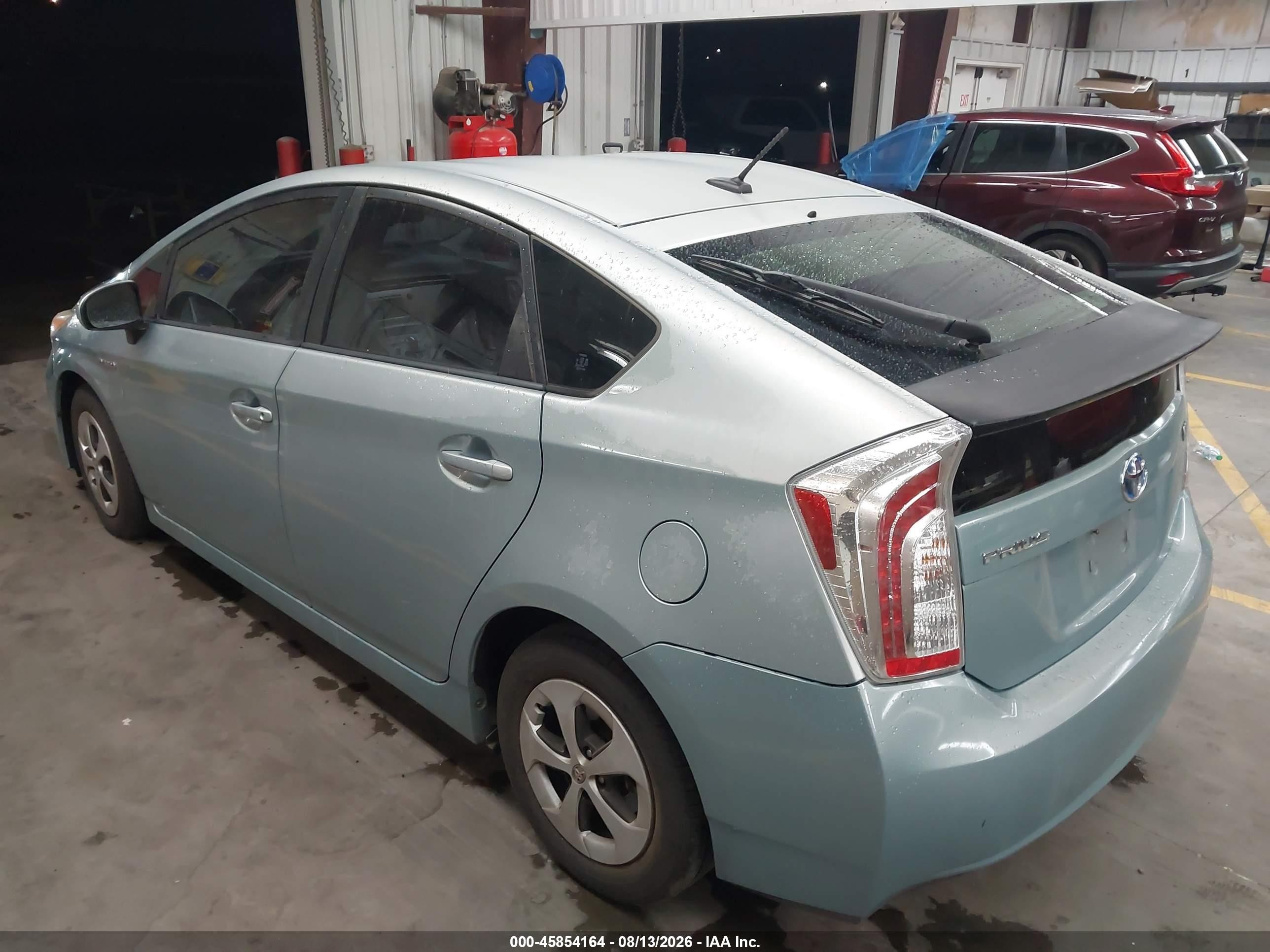 2014 Toyota Prius Three Зеленый vin: JTDKN3DU0E1746586
