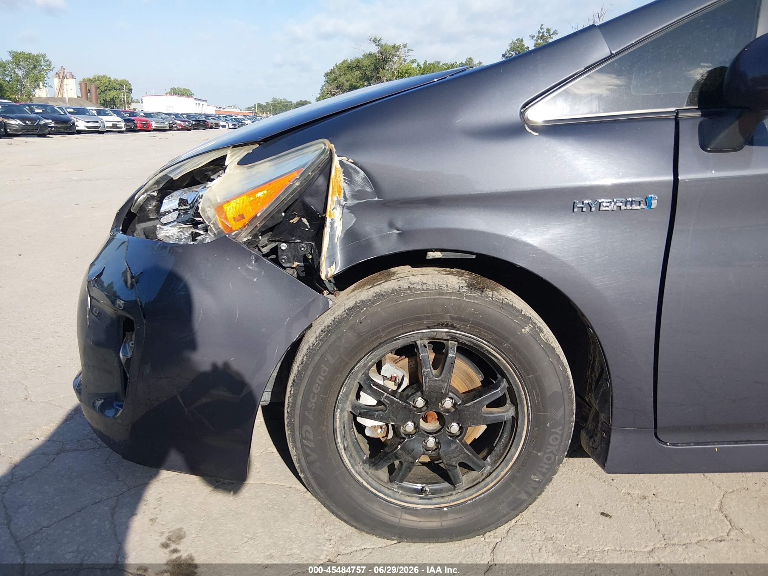 2014 Toyota Prius Two Gray vin: JTDKN3DU0E1754316