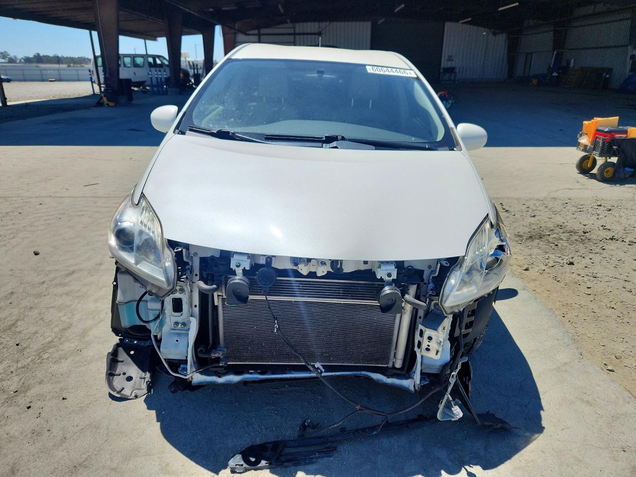 2015 Toyota Prius Two White vin: JTDKN3DU0F0406877