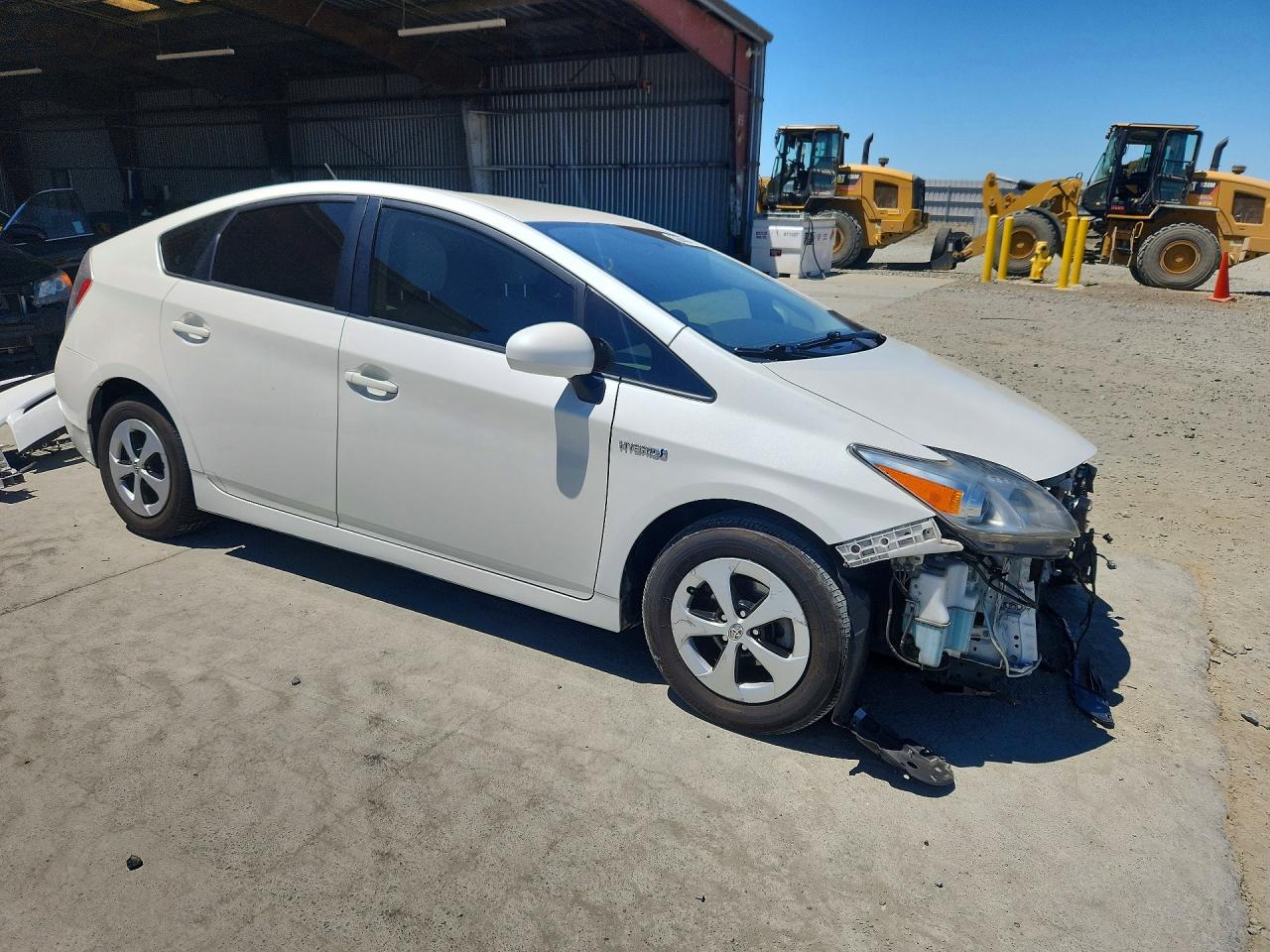2015 Toyota Prius Two White vin: JTDKN3DU0F0406877