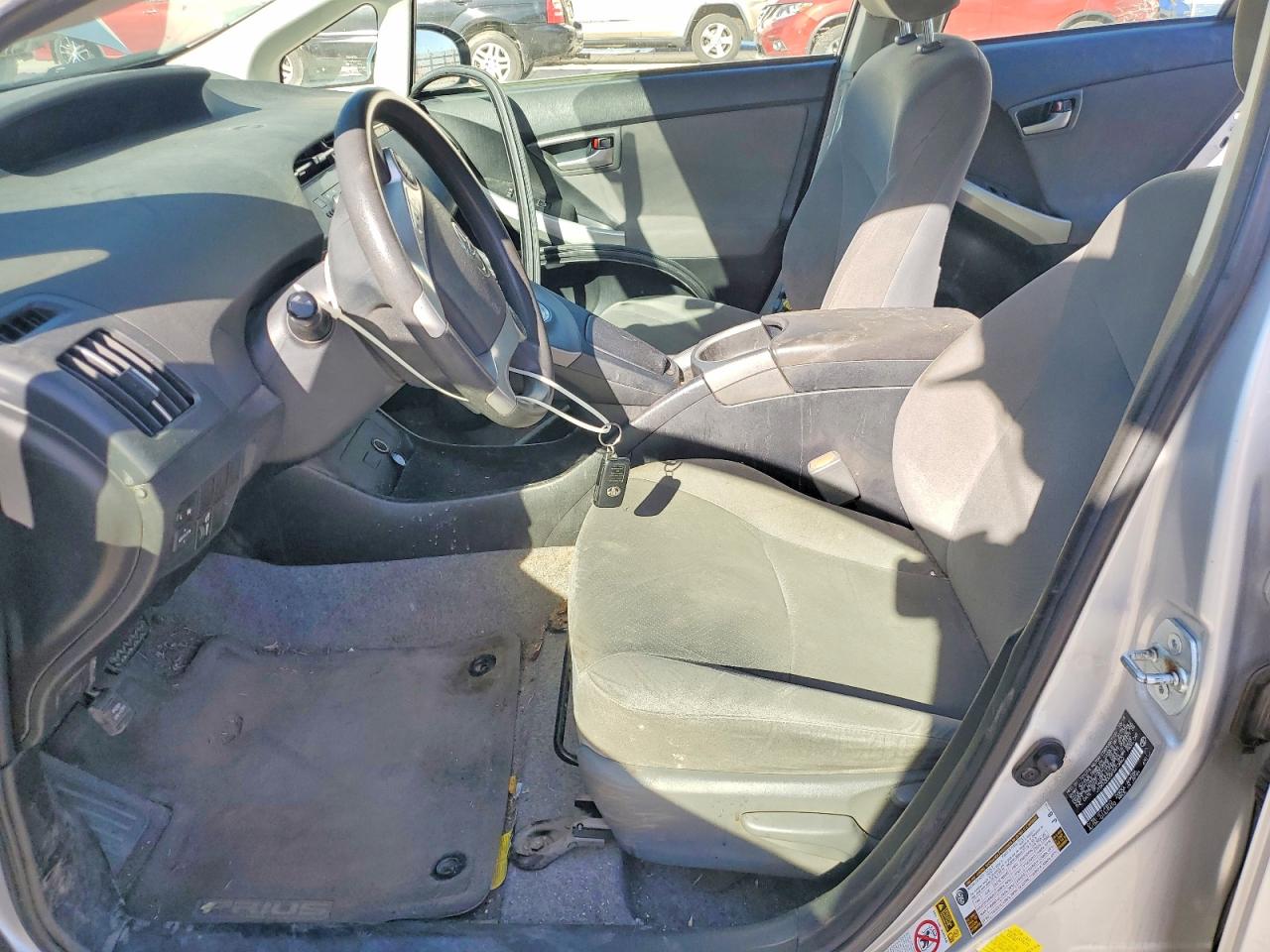 2015 Toyota Prius Three Silver vin: JTDKN3DU0F0413862