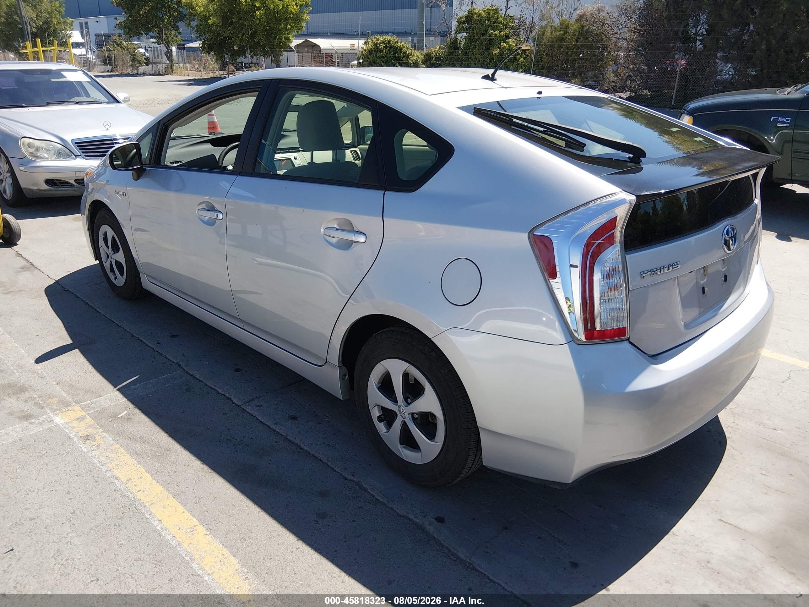 2015 Toyota Prius Two Silver vin: JTDKN3DU0F0446165
