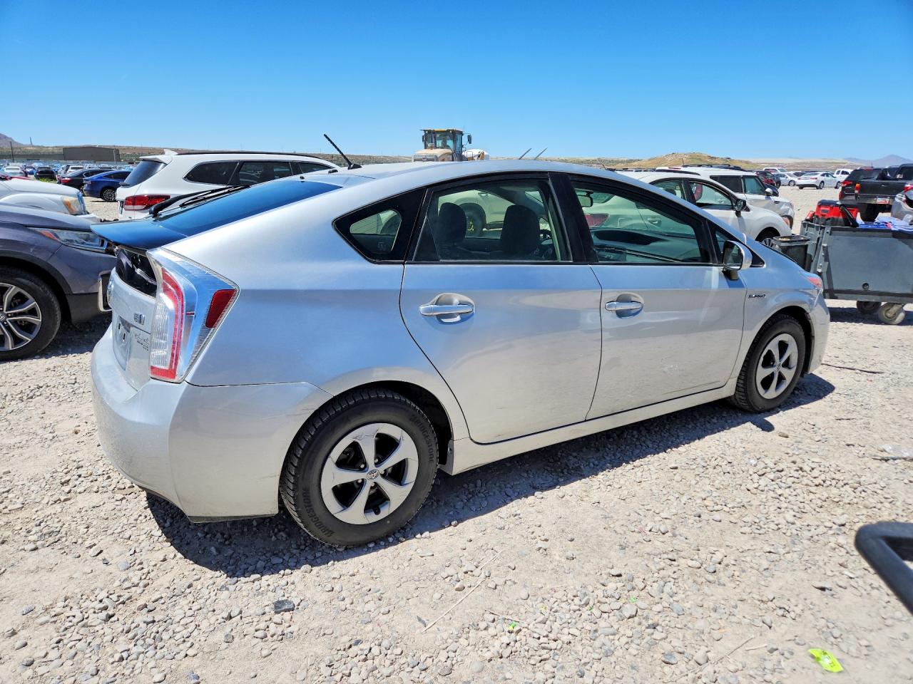 2015 Toyota Prius Two Silver vin: JTDKN3DU0F0476881