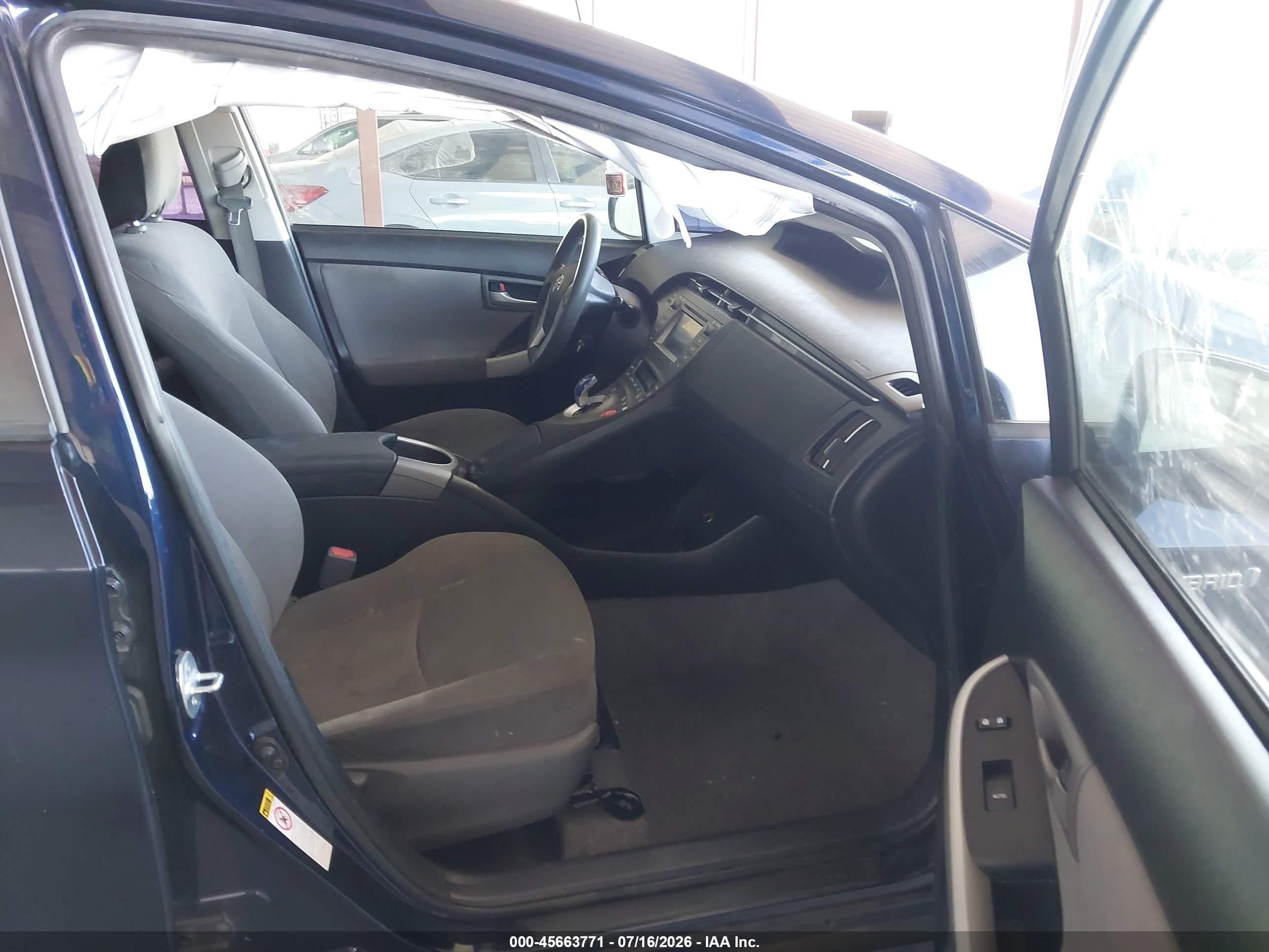 2015 Toyota Prius Two Blue vin: JTDKN3DU0F0478324