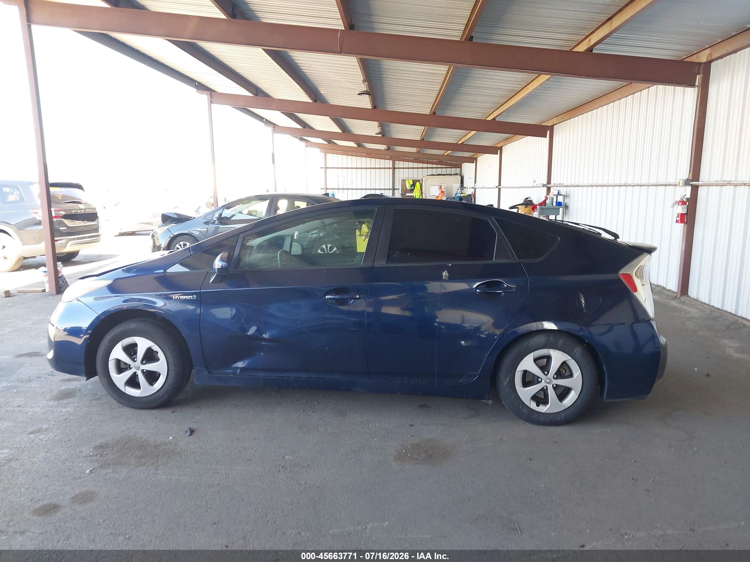 2015 Toyota Prius Two Blue vin: JTDKN3DU0F0478324