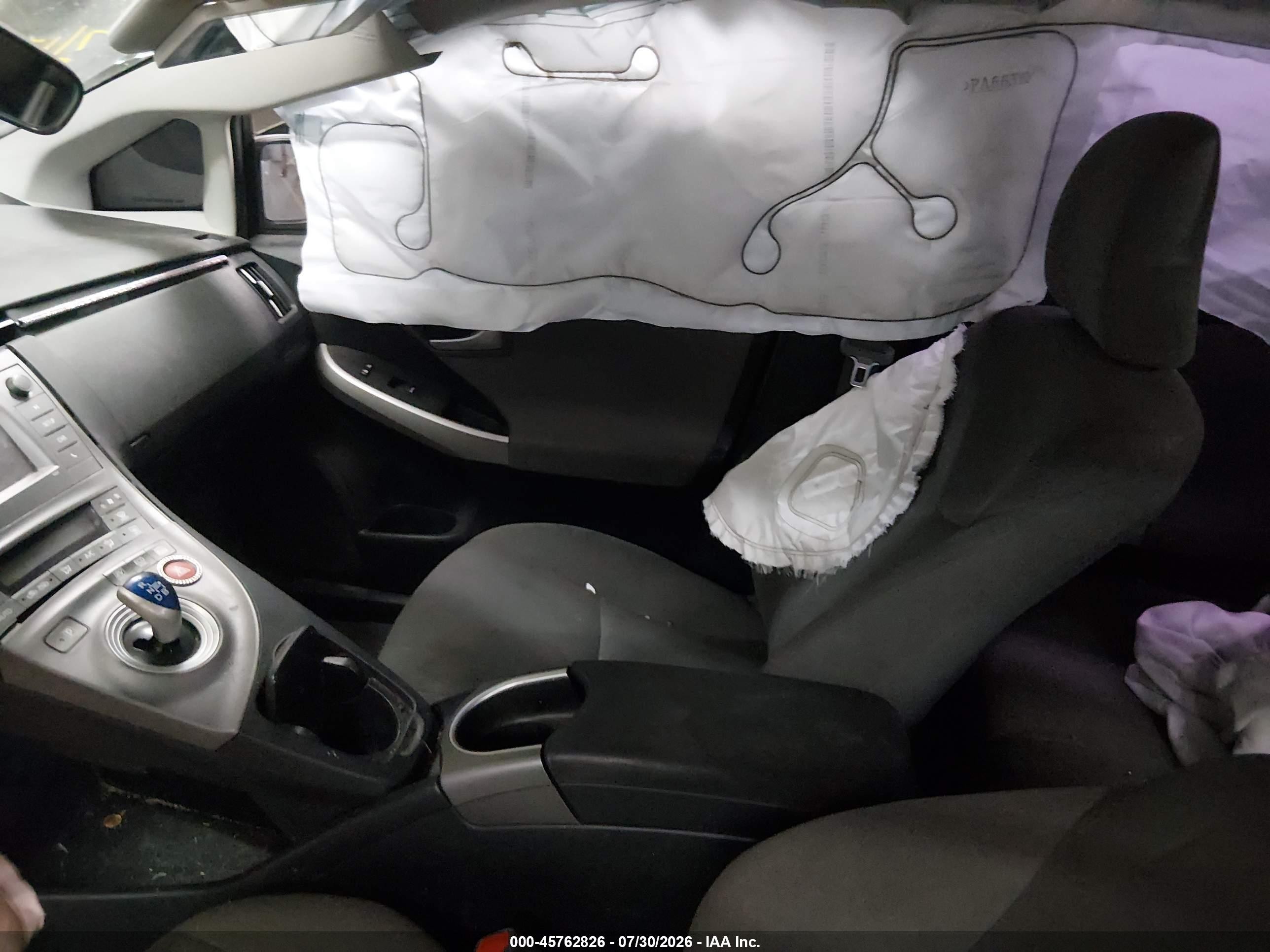 2015 Toyota Prius   Белый vin: JTDKN3DU0F0481899