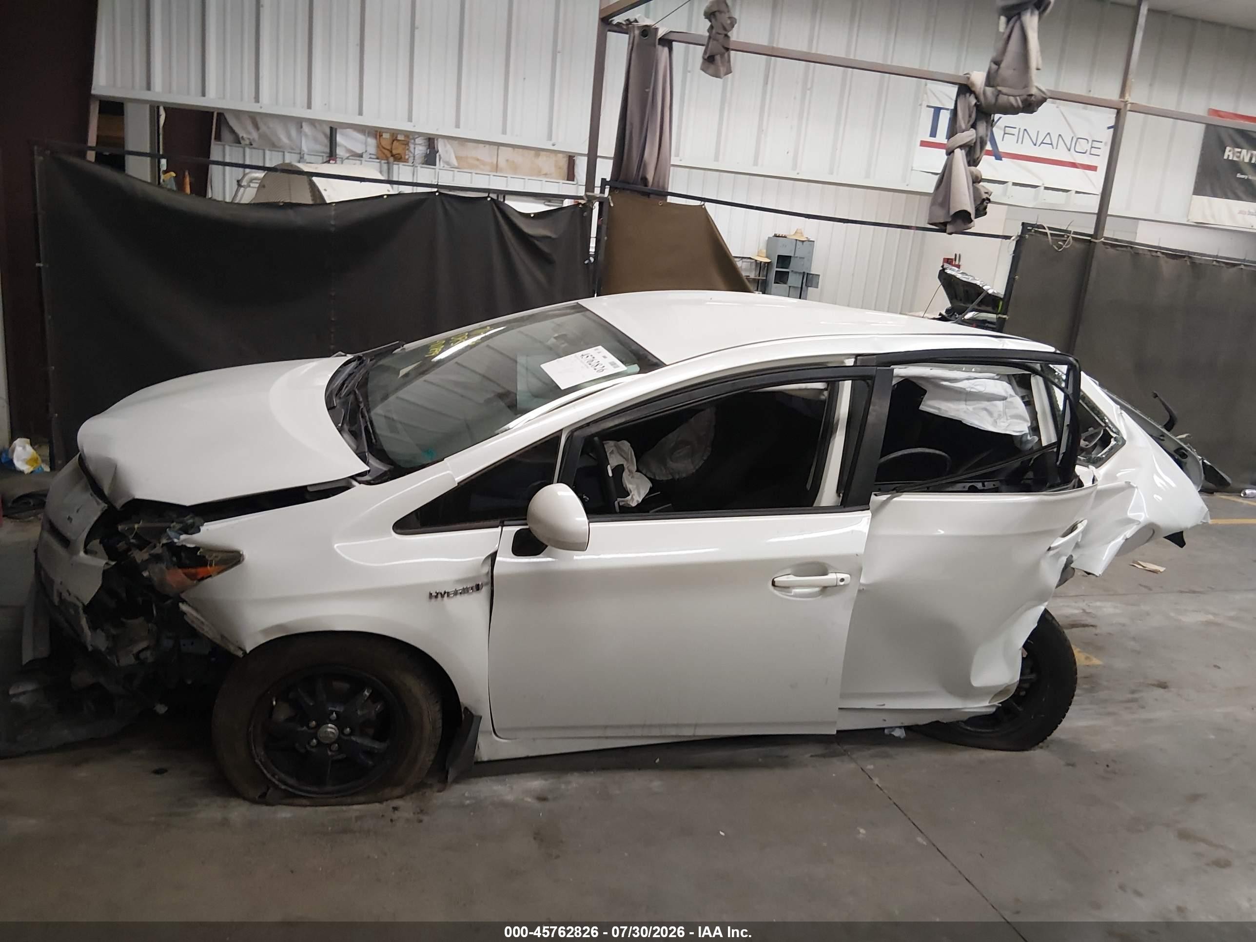 2015 Toyota Prius   Белый vin: JTDKN3DU0F0481899