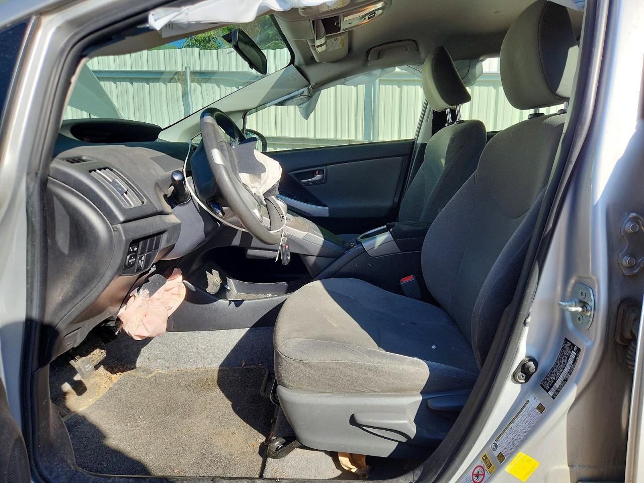 2015 Toyota Prius Two Silver vin: JTDKN3DU0F1875901