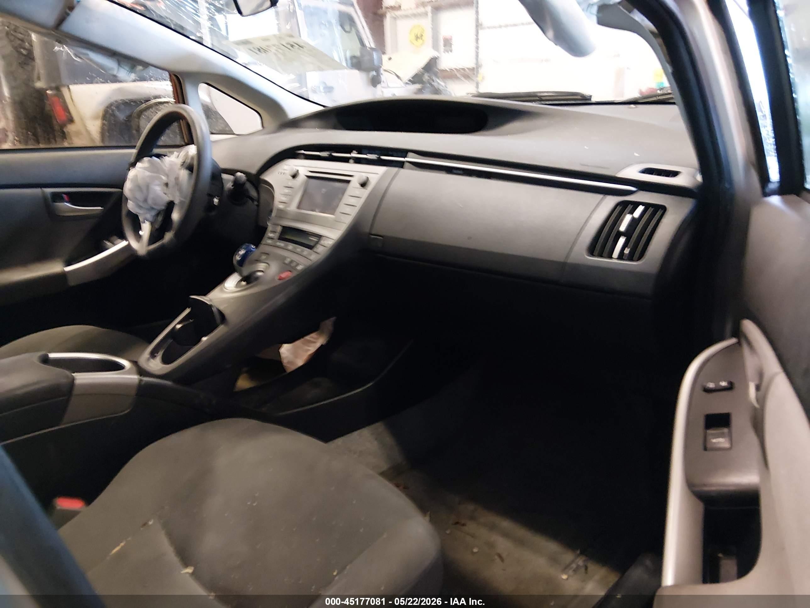 2015 Toyota Prius Two Silver vin: JTDKN3DU0F1893623