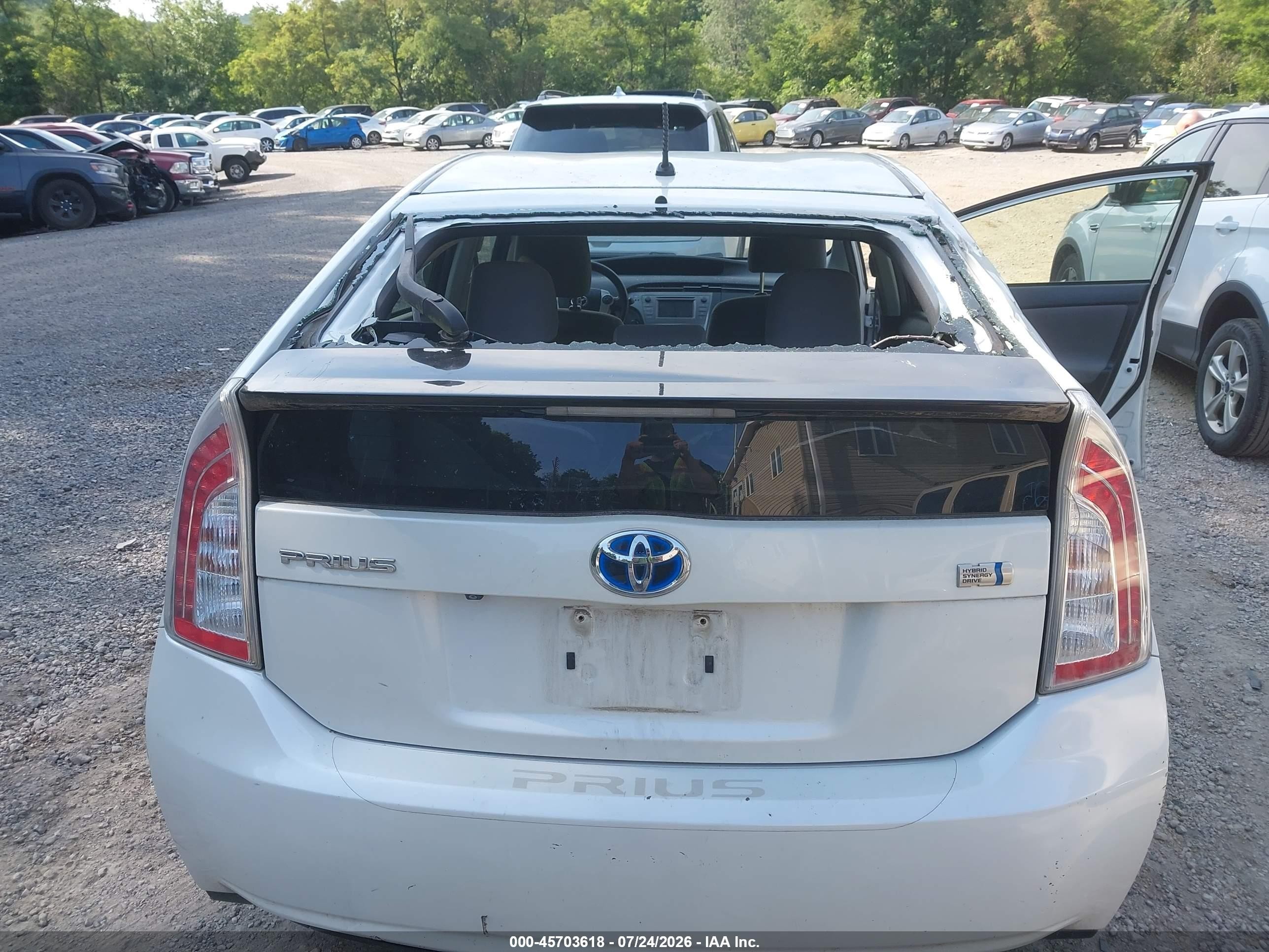 2015 Toyota Prius Two Silver vin: JTDKN3DU0F1923333