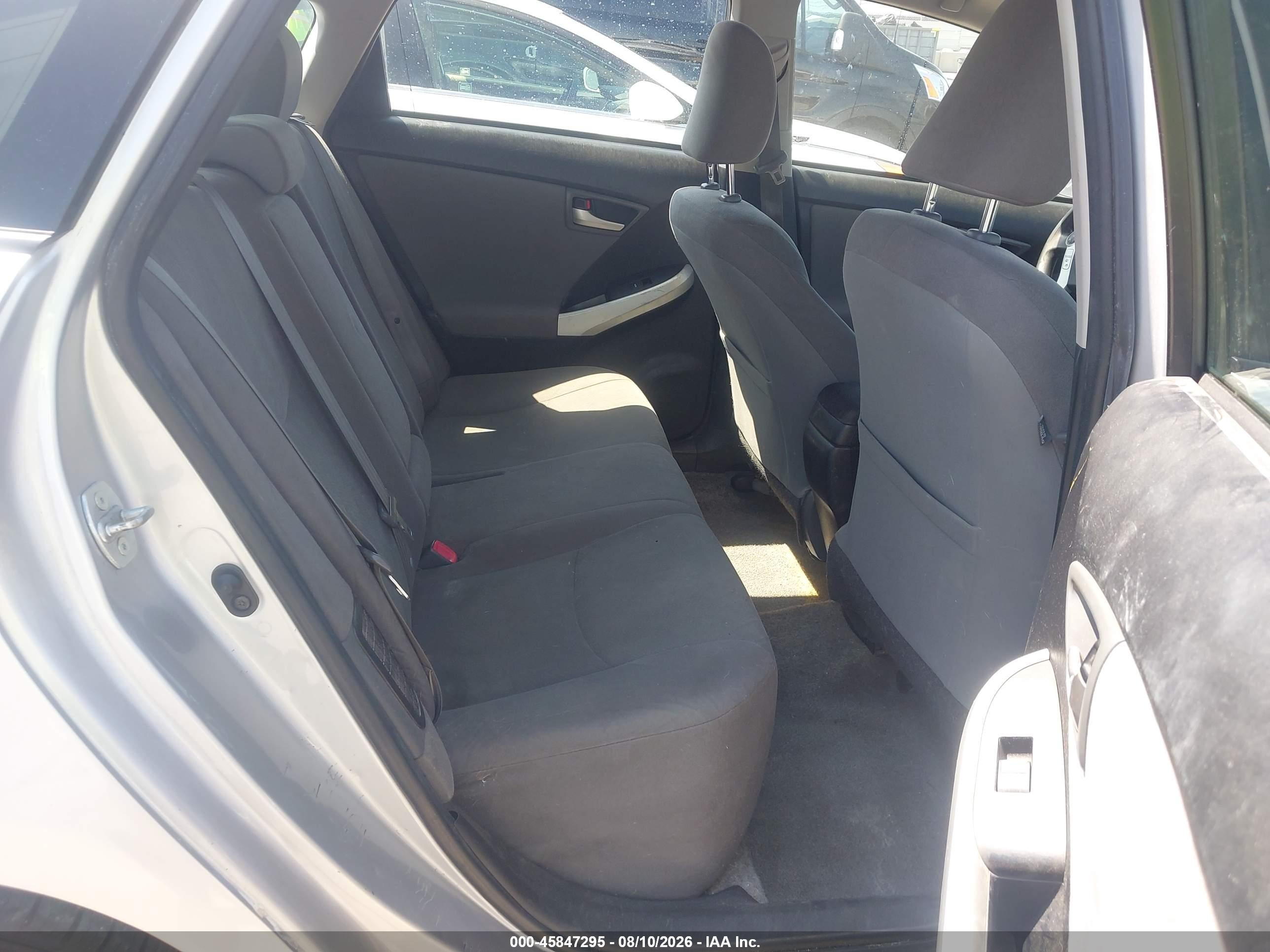 2015 Toyota Prius Two Silver vin: JTDKN3DU0F1926698