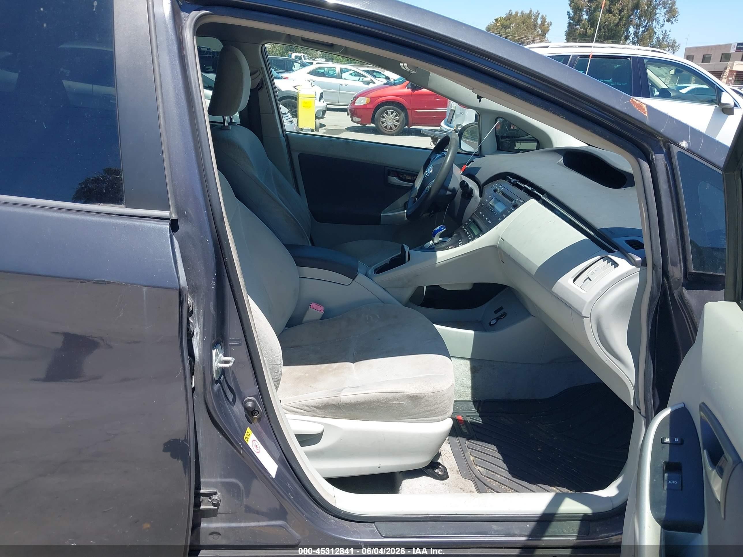 2010 Toyota Prius Ii Gray vin: JTDKN3DU1A0097347