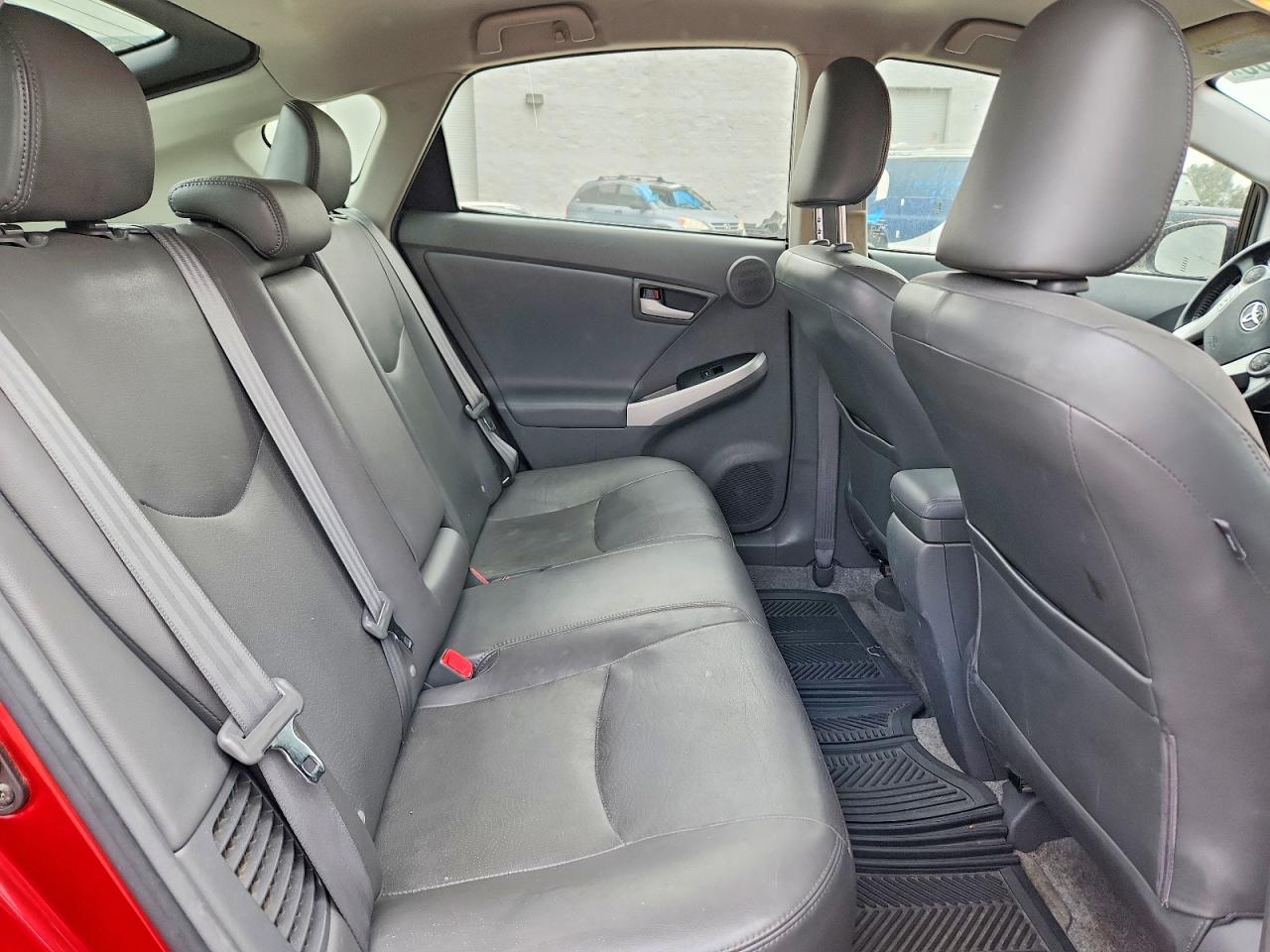 2010 Toyota Prius Iv Red vin: JTDKN3DU1A0143386