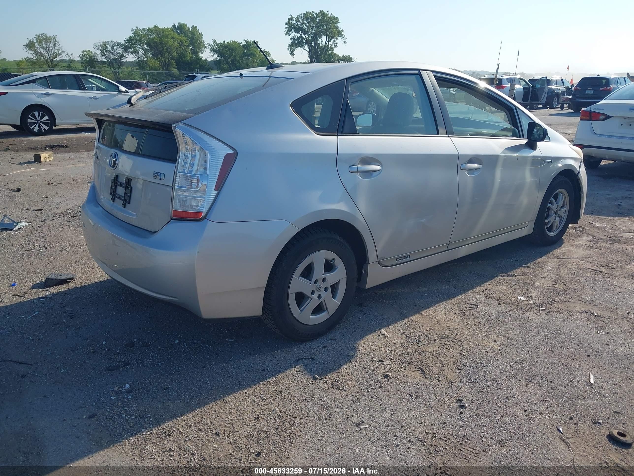 2011 Toyota Prius Four Silver vin: JTDKN3DU1B0247961