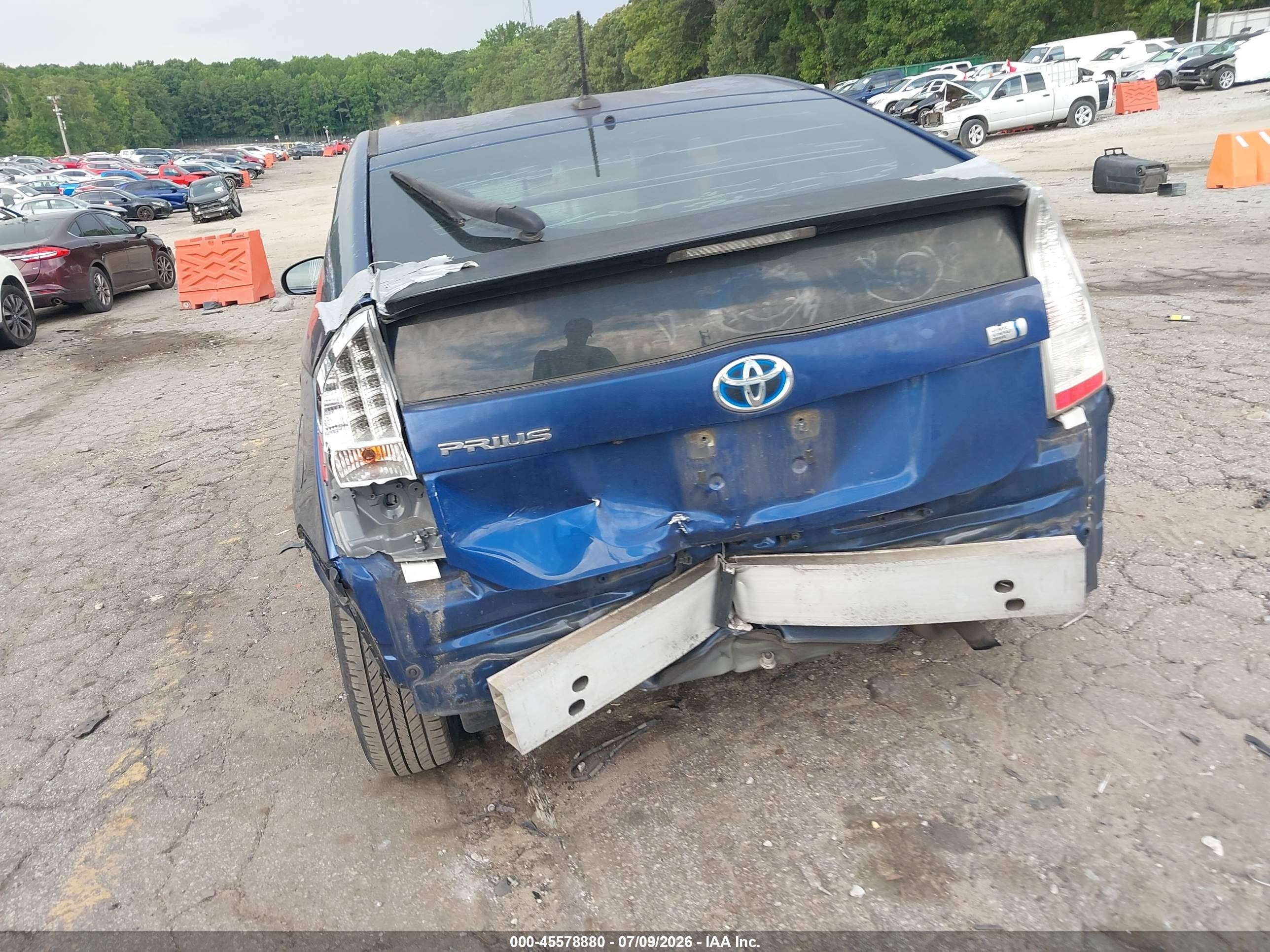 2011 Toyota Prius Four Blue vin: JTDKN3DU1B0261861