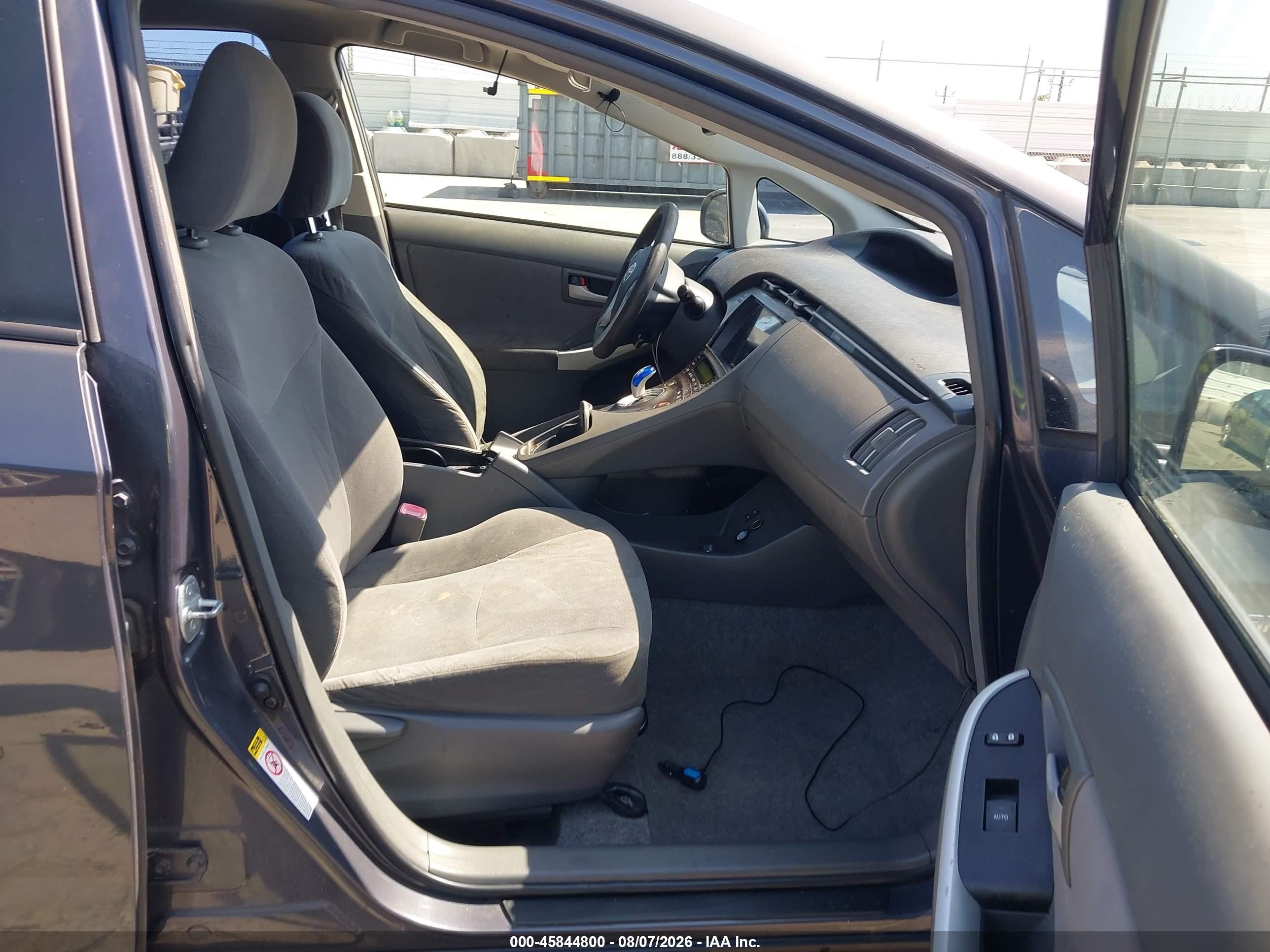 2011 Toyota Prius Three Gray vin: JTDKN3DU1B0264582